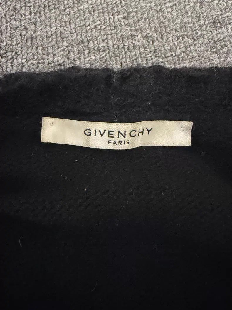 Givenchy Givenchy Poncho Jacket Size S / US 4 / IT 40 - 3 Thumbnail