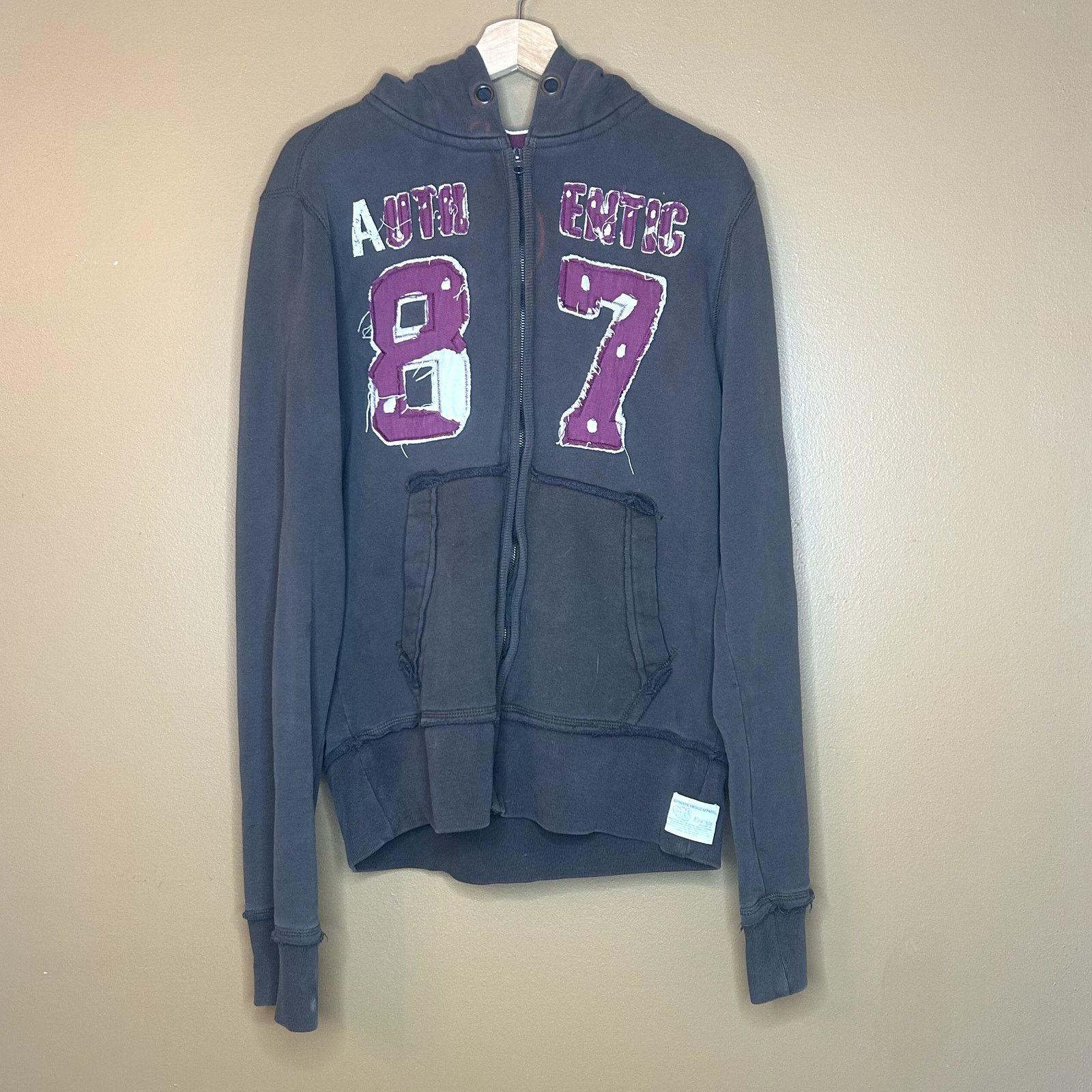 Vintage Kingdom Clothing Y2K Styled Zip-Up Hoodie Large Size US L / EU 52-54 / 3 - 1 Thumbnail