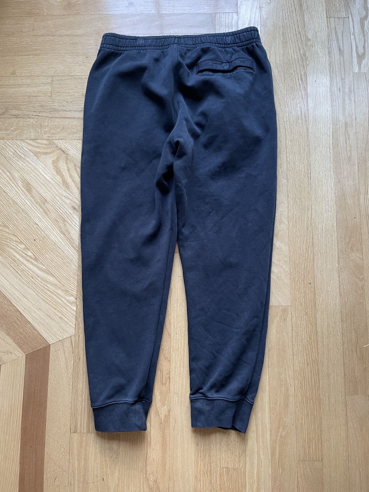 Nike Nike Swoosh Logo Embroidered Joggers Sweatpants Faded Black Size US 34 / EU 50 - 3 Thumbnail