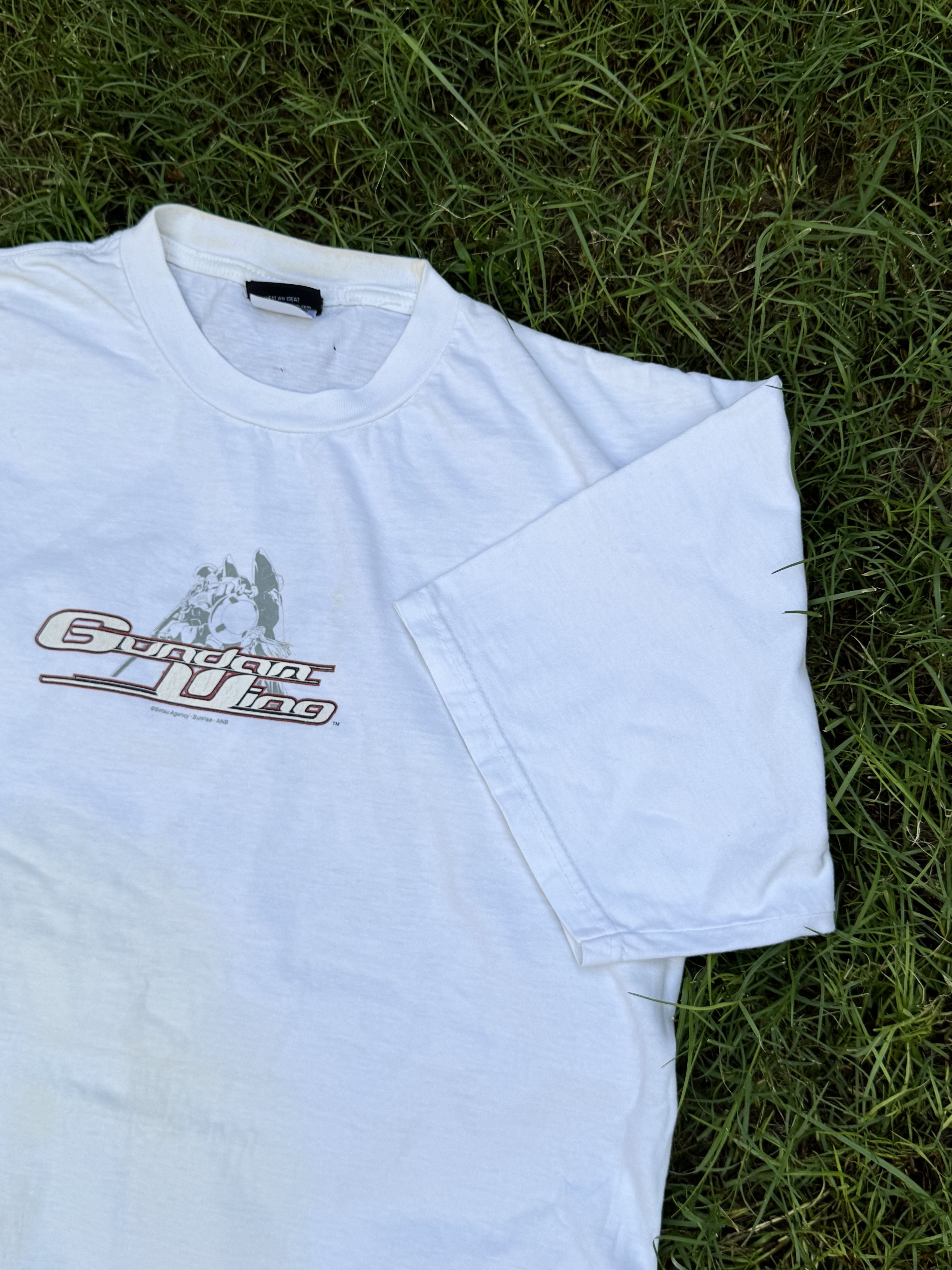 Anime Vintage 2000 Anime Mobile Suit Gundam Wing T-shirt White Size US XL / EU 56 / 4 - 7 Thumbnail