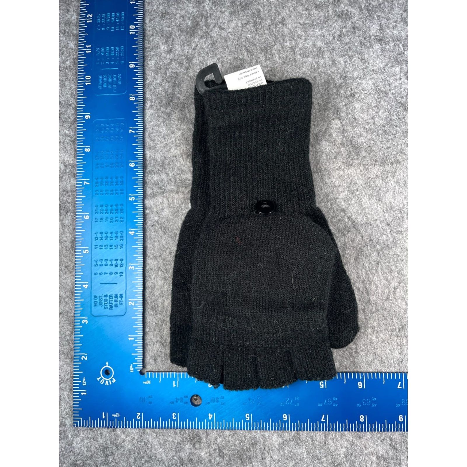 Vintage Winter Basics Women Gloves One Size Black Acrylic Knit Fingerless NEW Size ONE SIZE - 4 Thumbnail