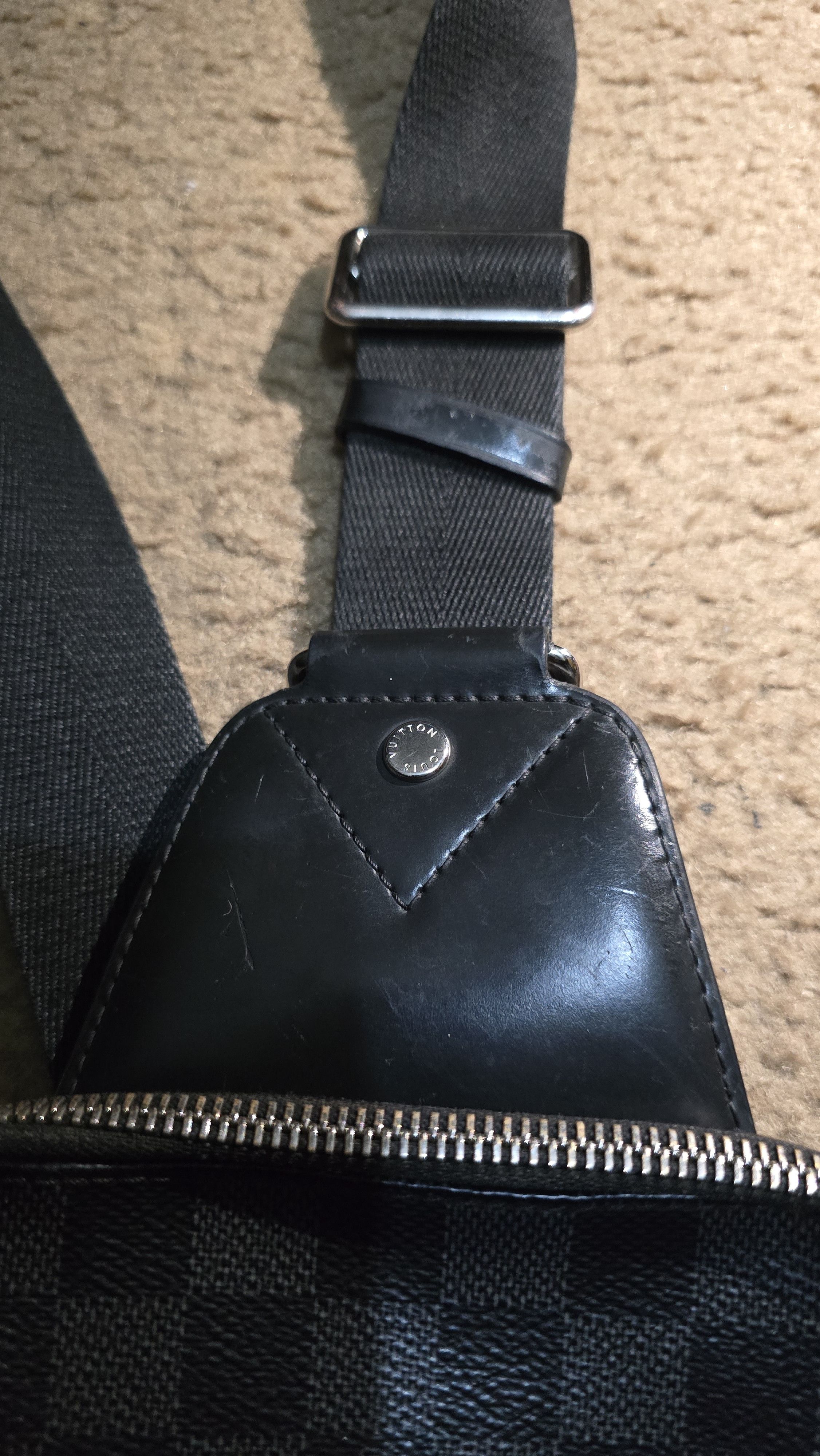 Louis Vuitton Louis Vuitton Avenue Sling Bag Graphite Damier Size ONE SIZE - 3 Thumbnail