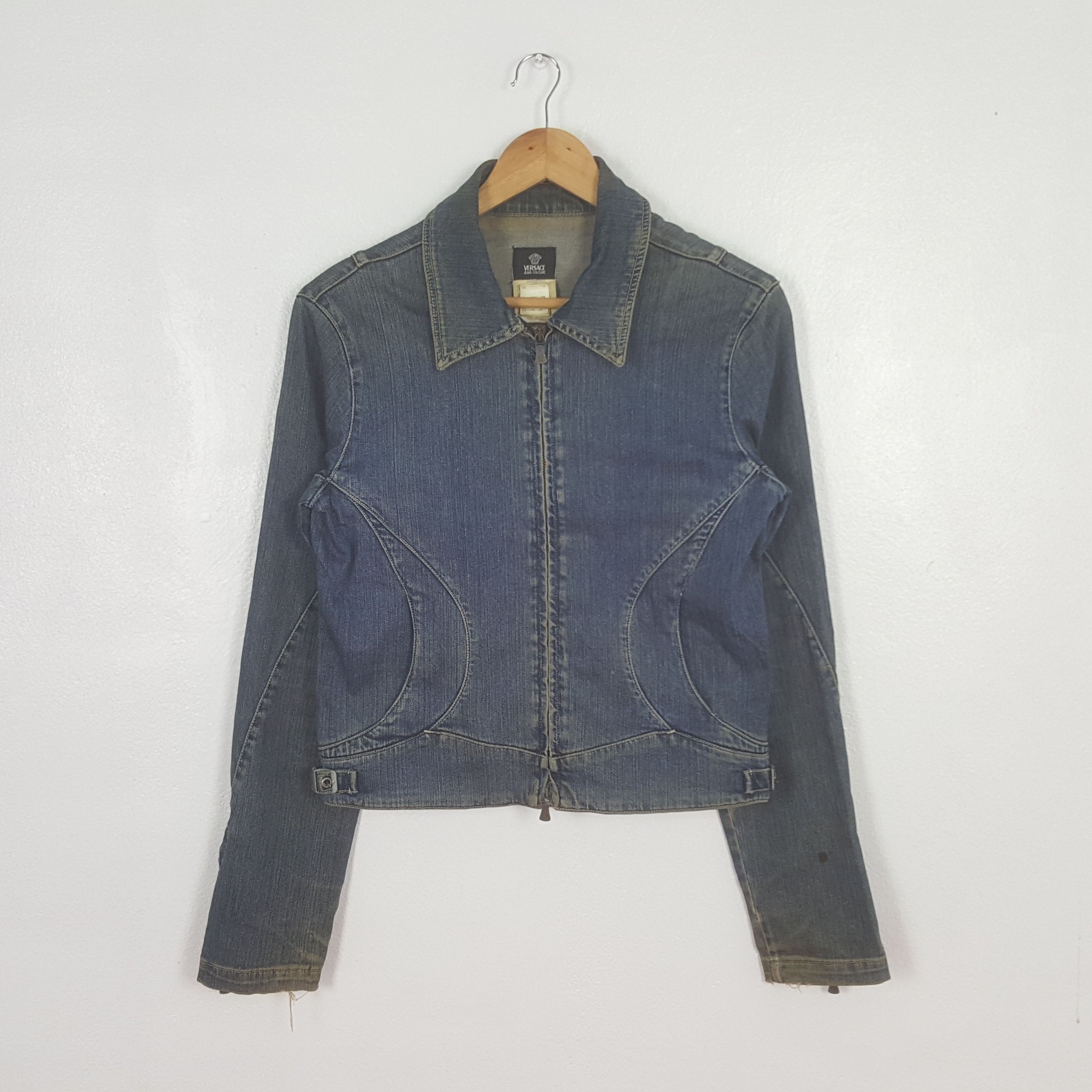 Versace Vintage Versace Italian Designer Denim Jacket C314N27 Size XS / US 0-2 / IT 36-38 - 1 Thumbnail