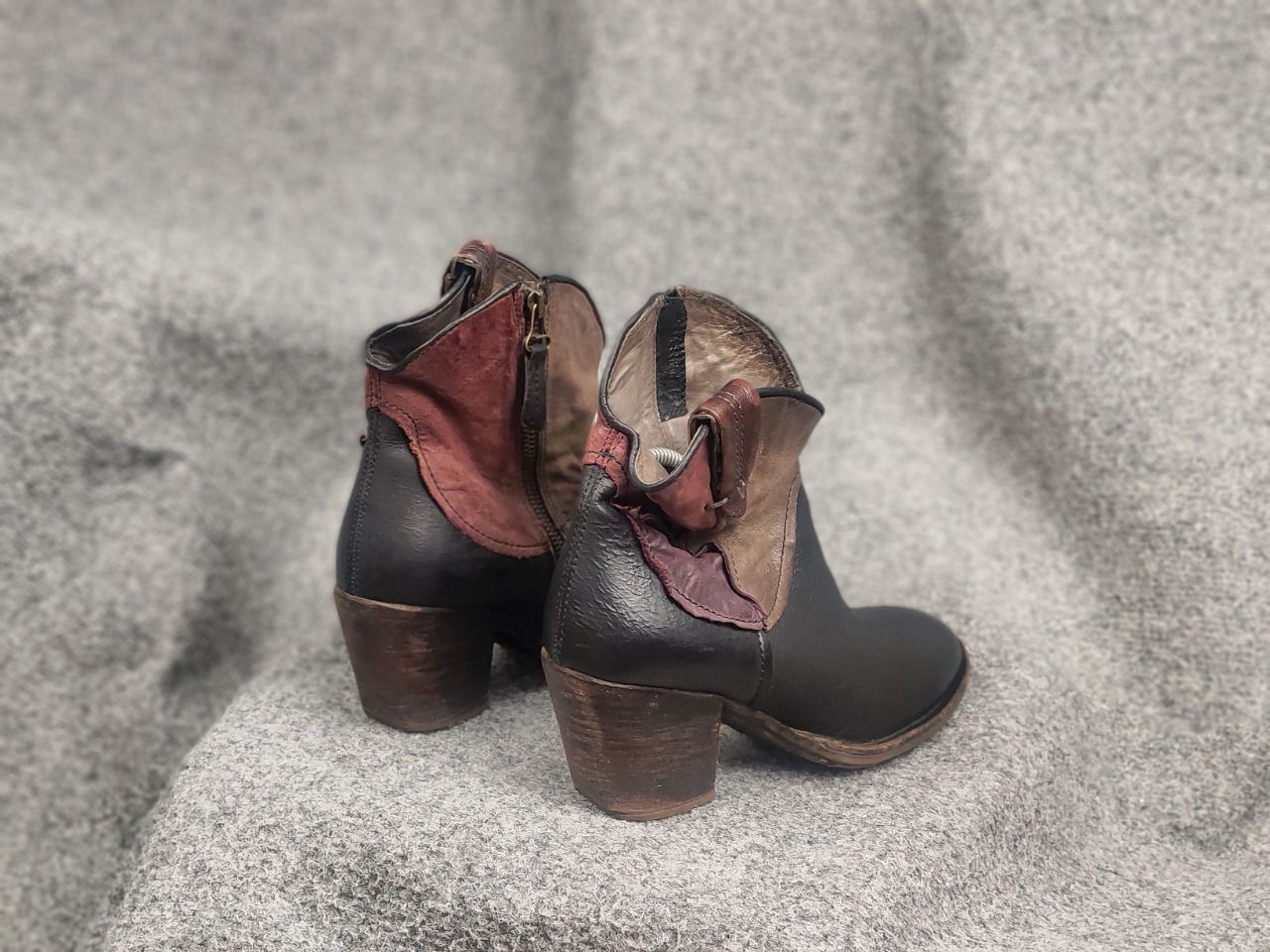 A.S.98 A.S.98 Vintage Boho AirStep Leather Ankle Heel Zip Boots Size US 9 / IT 39 - 12 Thumbnail