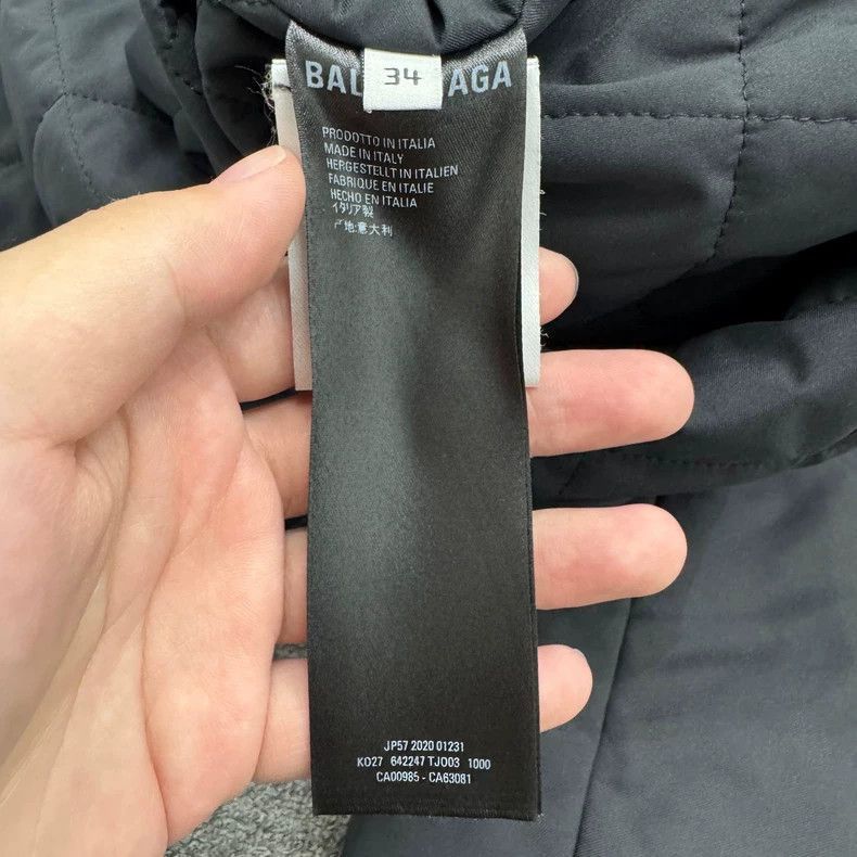 Balenciaga Balenciaga Black Cotton Padded Jacket by Balenciaga -2507 Size US XXS / EU 40 - 4 Thumbnail