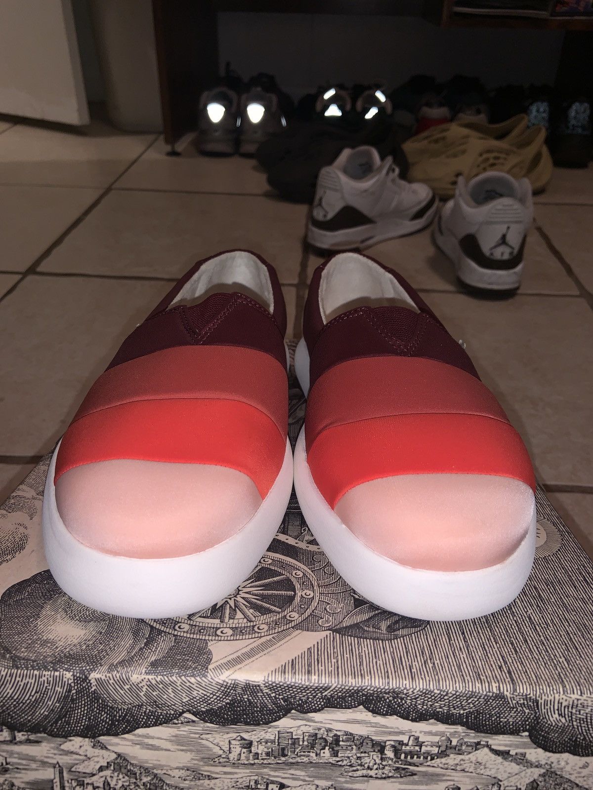 Toms Women’s Slip On Alpargata Mallow Puff TOMS Size 9.5 Size US 9.5 / IT 39.5 - 3 Thumbnail
