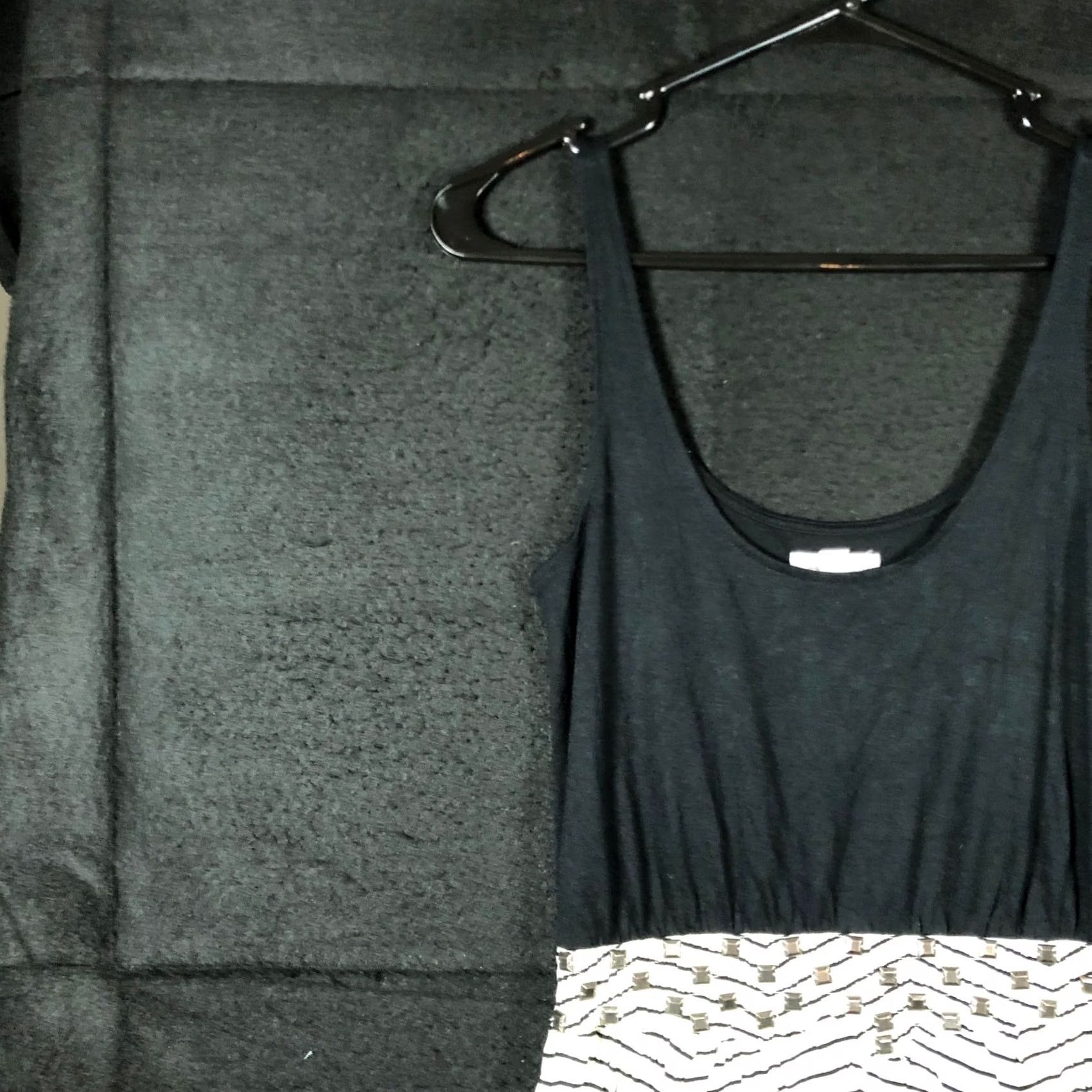 Anthropologie Silence + Noise Womens Dress Geometric Sleeveless Black White Midi Small Enjoy Casual Party/Cocktail Travel Womens Size S / US 4 / IT 40 - 4 Thumbnail
