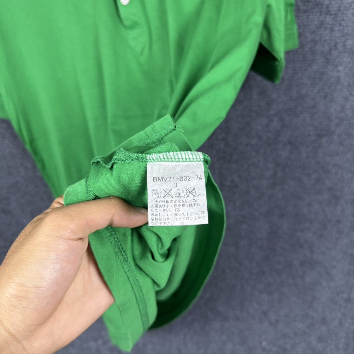 Burberry Burberry Black Label polo shirt in a vibrant green hue Size US M / EU 48-50 / 2 - 7 Thumbnail