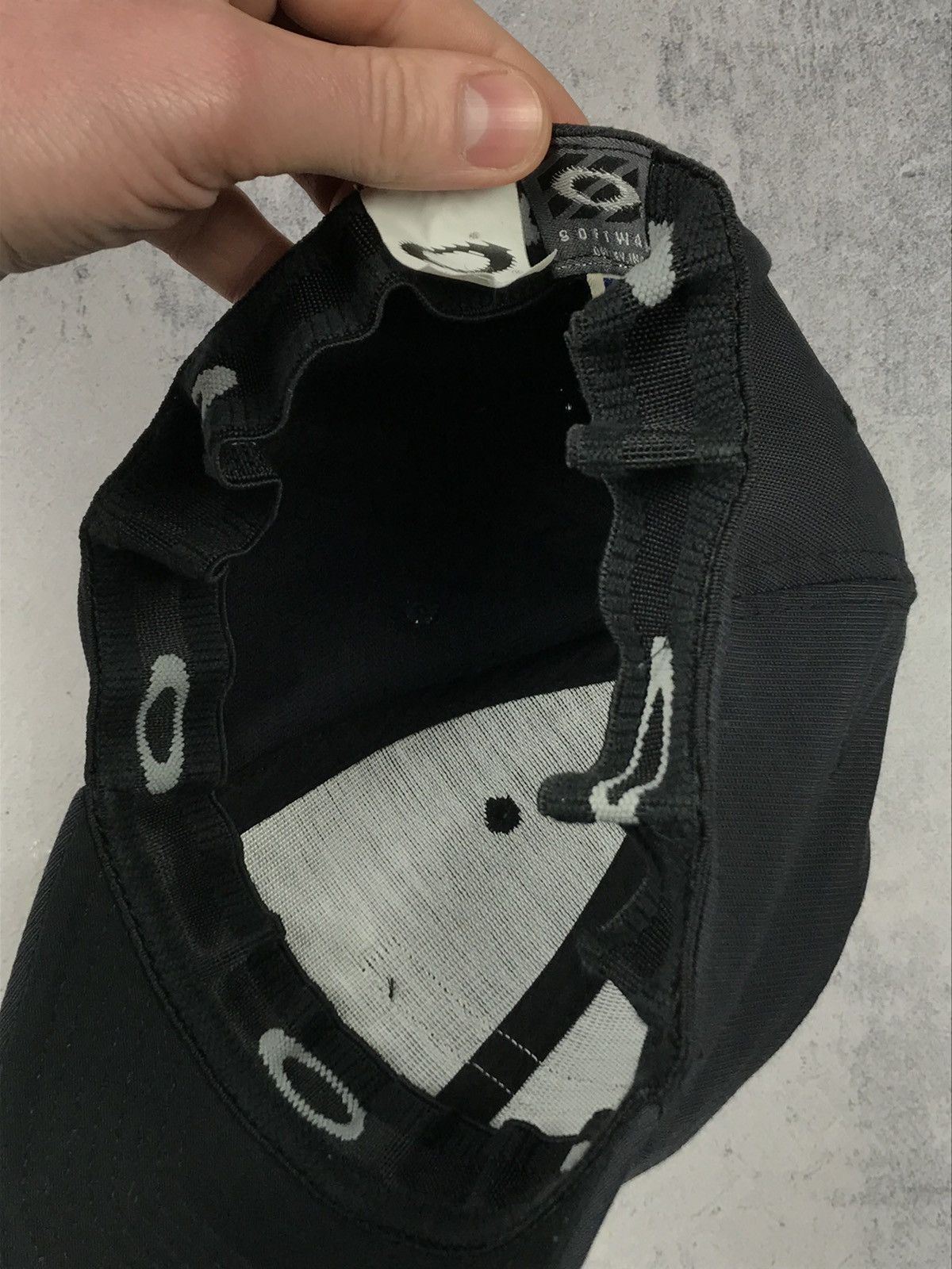 Oakley × Vintage Vintage Oakley Software Hat CapSnapback Gorpcore Drill Y2K Size ONE SIZE - 7 Thumbnail