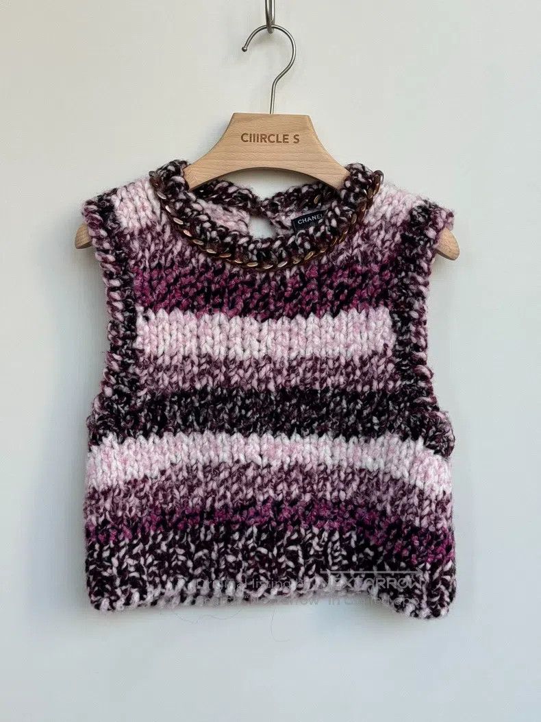 Chanel Chanel 22K thick chain pink striped gradient wool knitted Size XS / US 0-2 / IT 36-38 - 1 Thumbnail