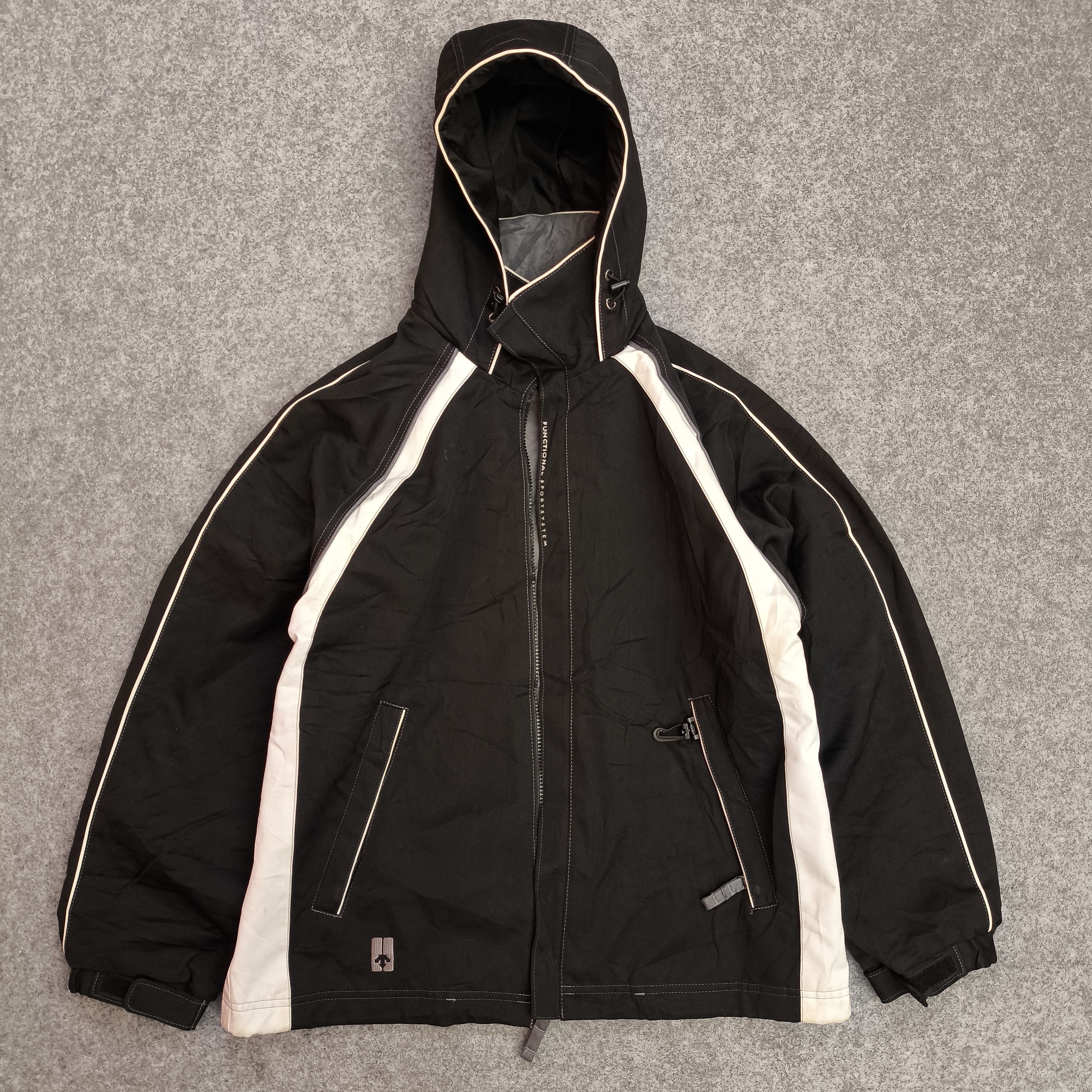 Descente × Japanese Brand JAPANESE BRAND DESCENTE SKI functional JACKET sz tag m Size US L / EU 52-54 / 3 - 2 Thumbnail
