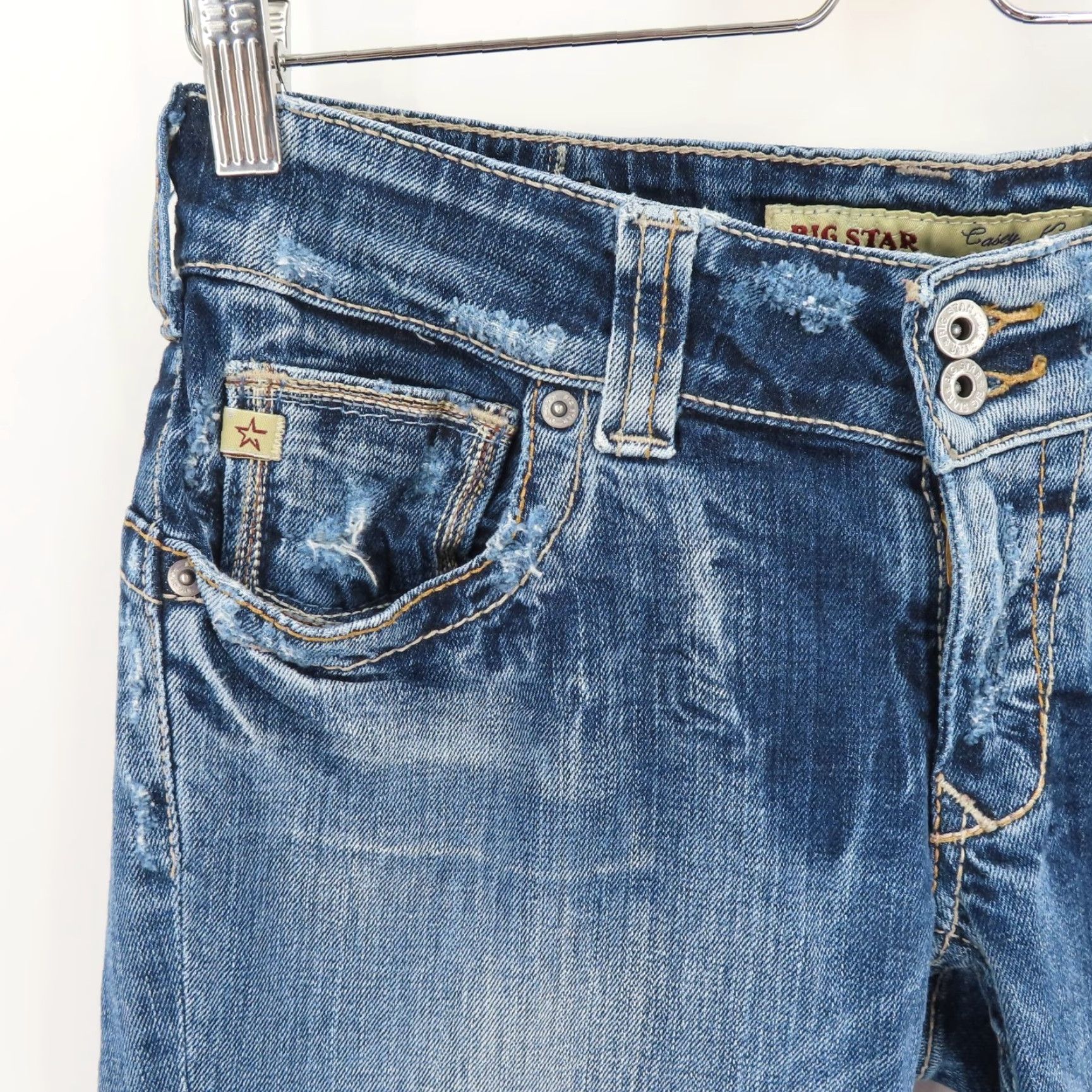 Denime Big Star Casey K Low Rise Distressed Stonewash Denim Blue Jeans Pants Women 28 Regular 5-Pocket Design Bootscut Size 28" / US 6 / IT 42 - 3 Thumbnail