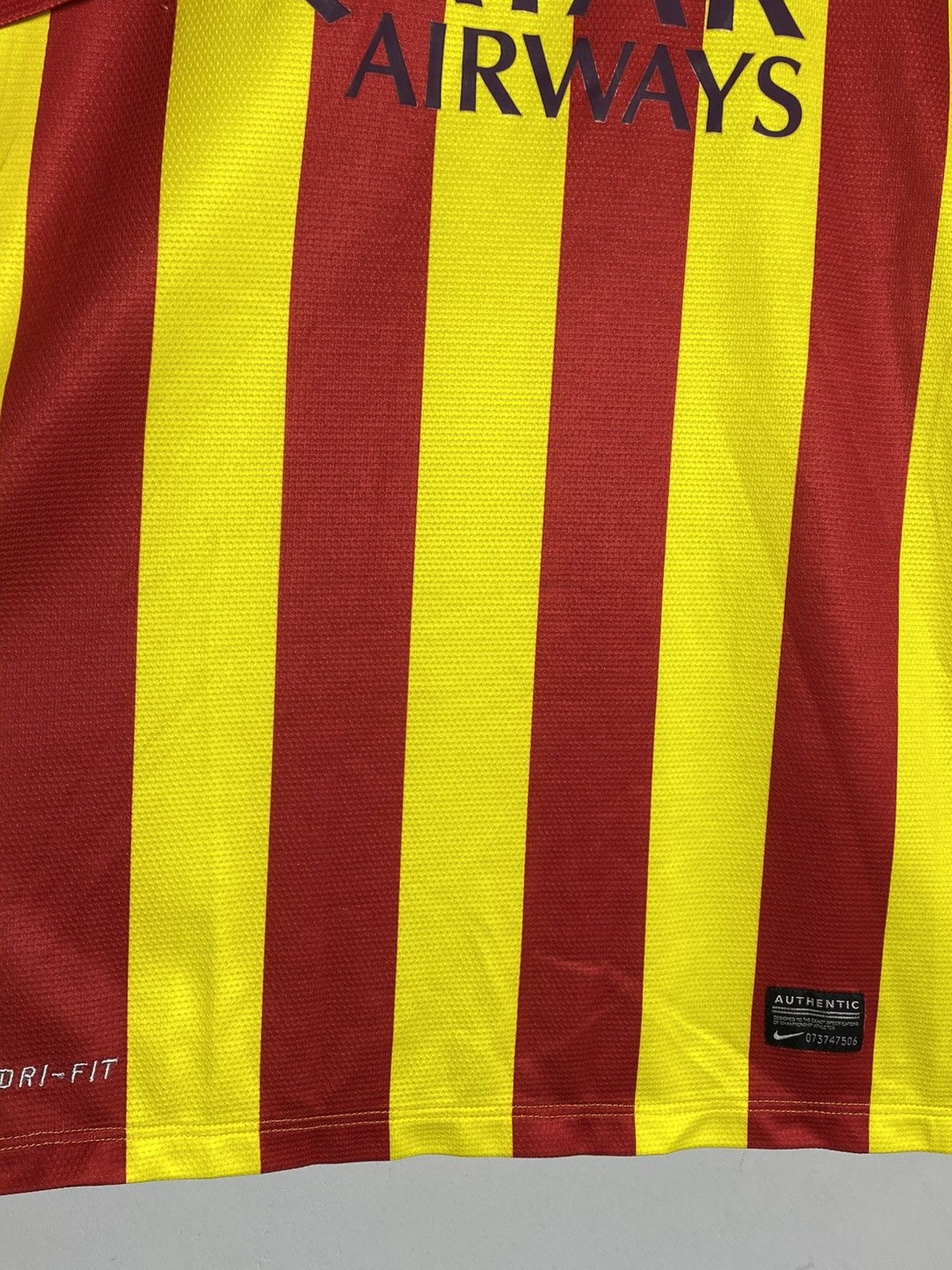 Nike Nike FC Barcelona 2013/14 Away Soccer Jersey Messi Era Size US M / EU 48-50 / 2 - 5 Thumbnail