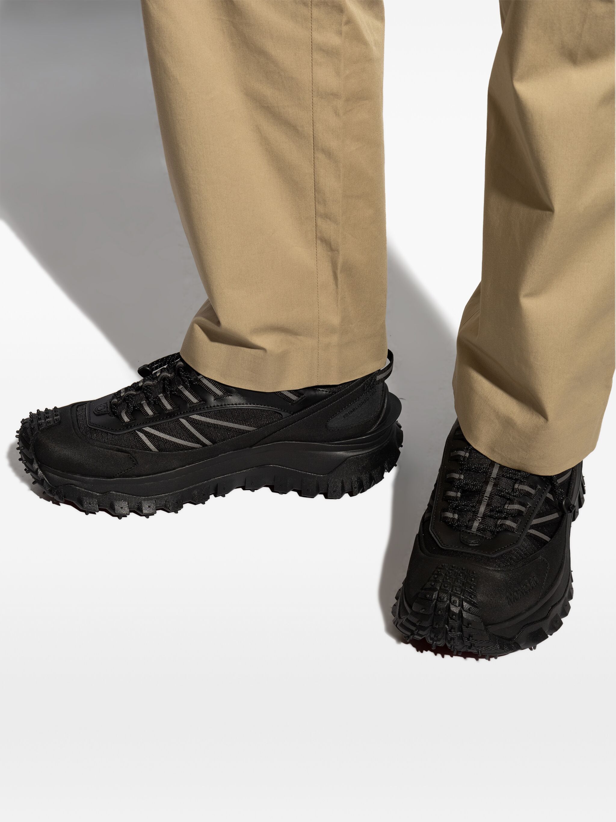 Moncler o1s22i1n1124 Gtx Trailgrip Sneakers in Black Size US 10 / EU 43 - 6 Thumbnail