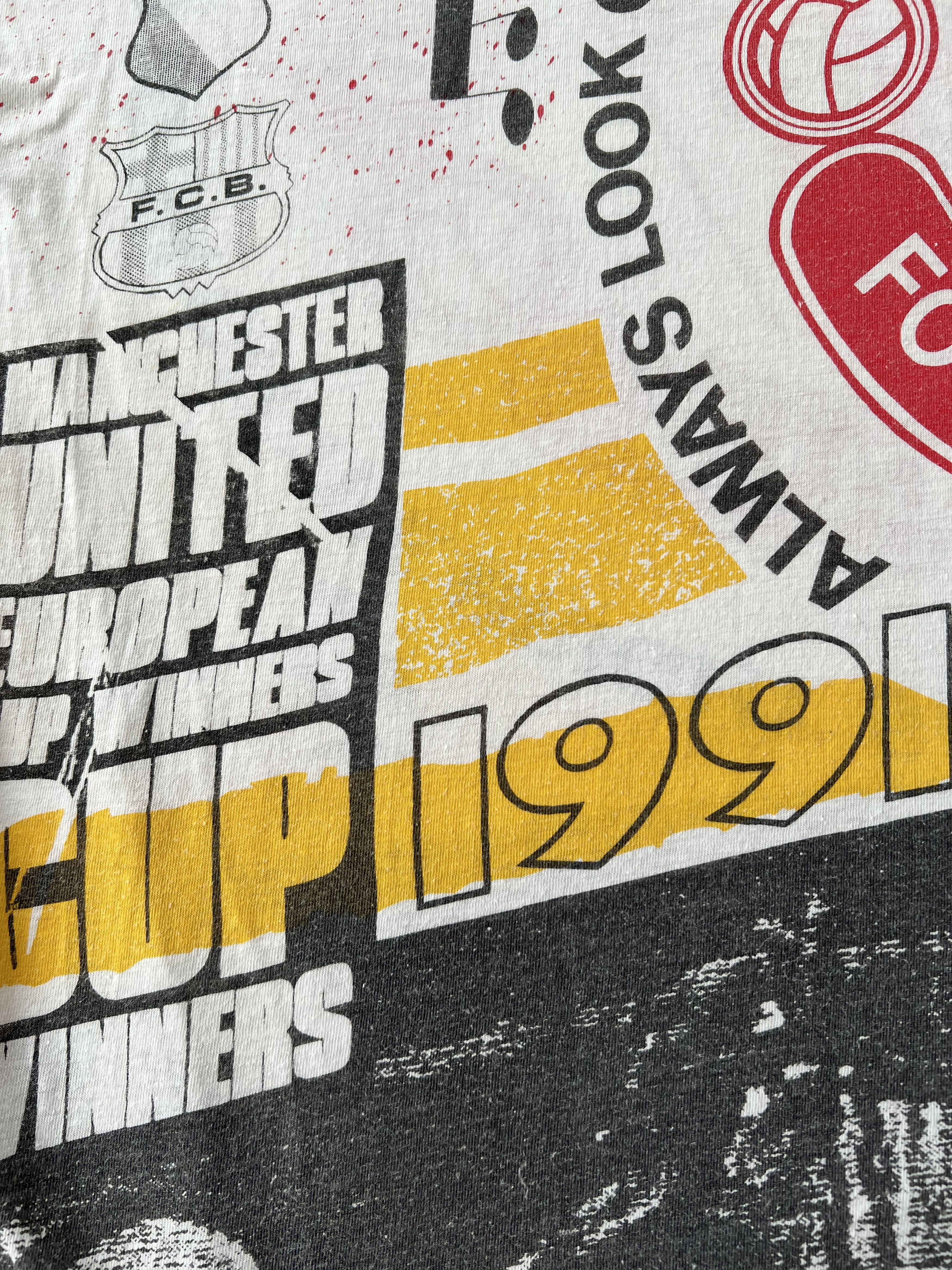 Vintage Vintage 1991 Manchester United Football Club AOP T-shirt Size US XXL / EU 58 / 5 - 7 Thumbnail