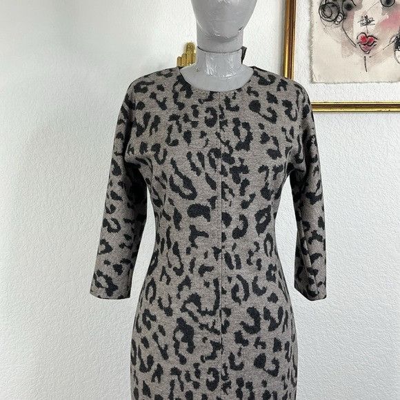 Max Mara MaxMara Dramma Leopard Jacquard Wool Dress Midi Pencil Turtl Size S / US 4 / IT 40 - 5 Thumbnail