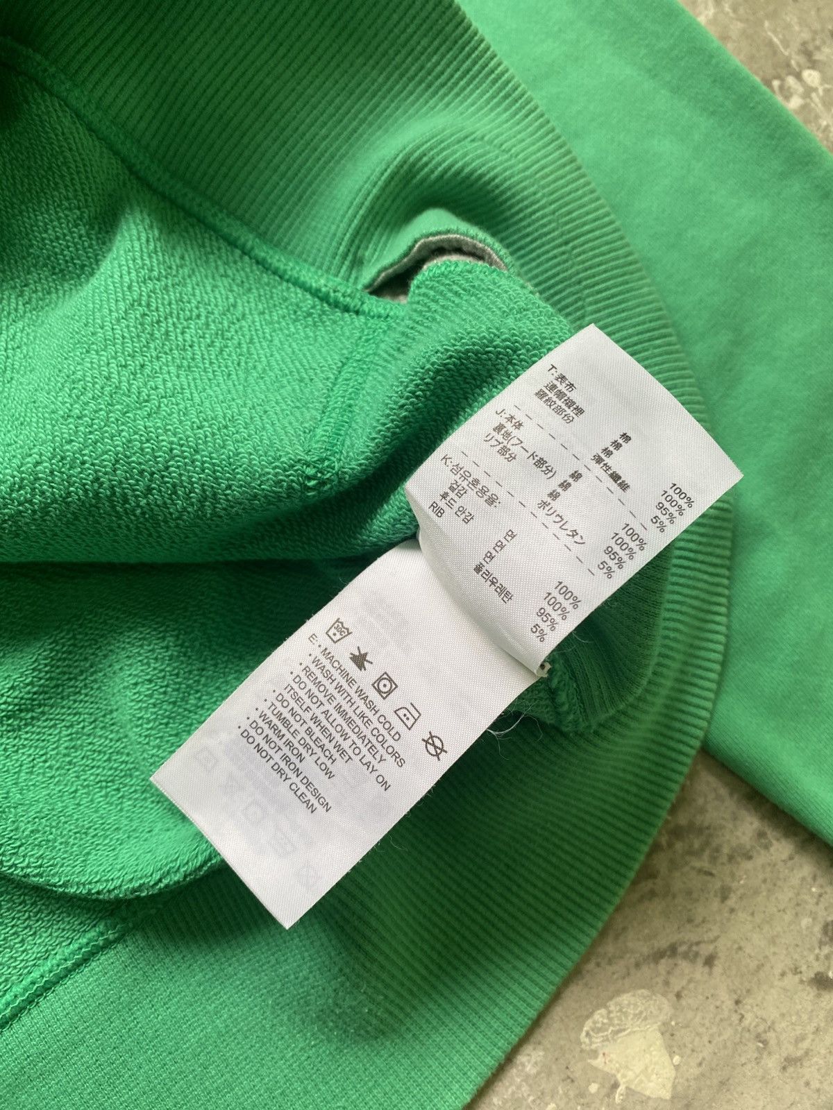 Nike Nike Small Swoosh Zipper Hoodie Size US L / EU 52-54 / 3 - 10 Thumbnail