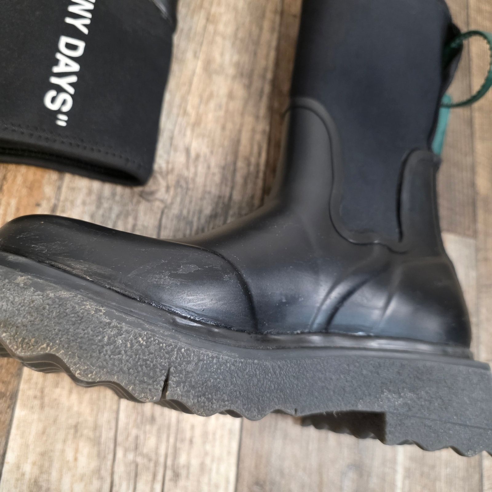 Off-White Off-White Sponge Rubber Rain Boot For the Rainy Days B Size US 6 / IT 36 - 7 Thumbnail
