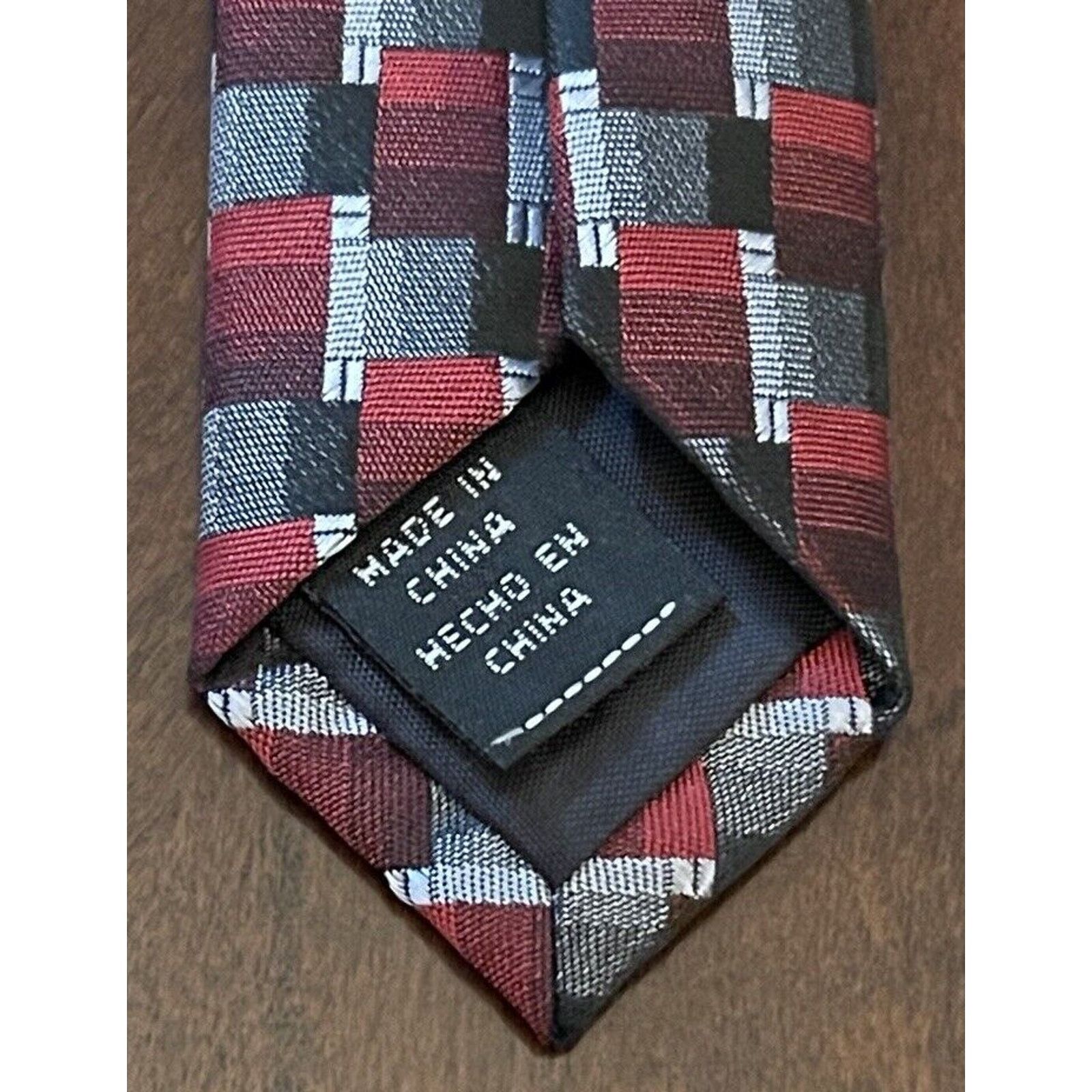 Croft & Barrow Croft & Barrow Red Gray Black 100% Polyester Made In China Size ONE SIZE - 7 Thumbnail