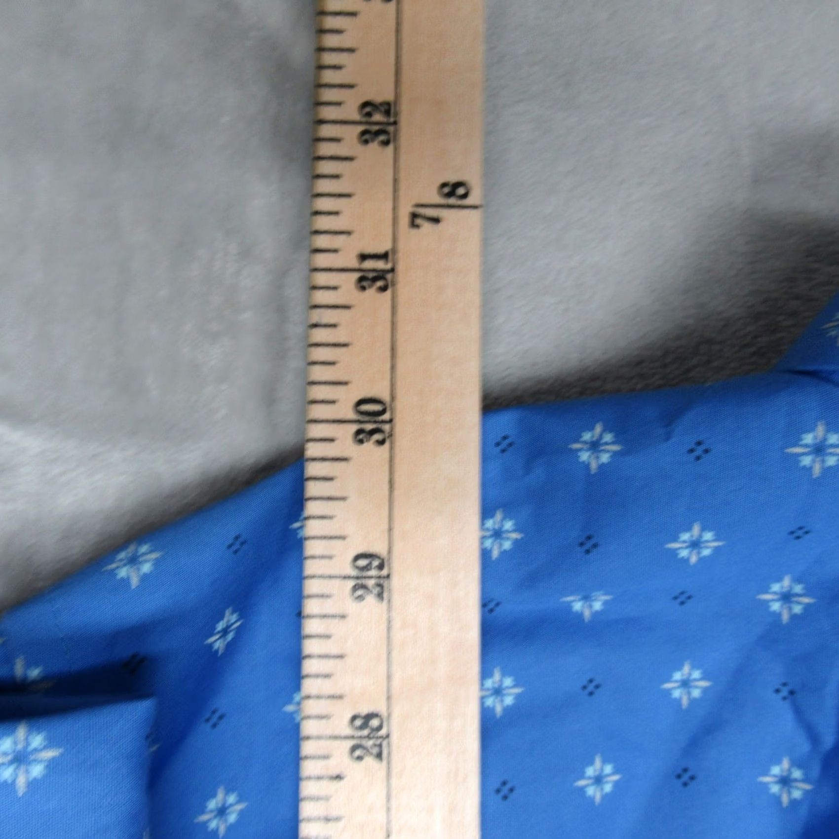 Ariat Ariat Shirt Men S Small Blue Geometric Fitted Long Sleeve Wrinkle Resistant Button-Up with Pockets Size US S / EU 44-46 / 1 - 7 Thumbnail