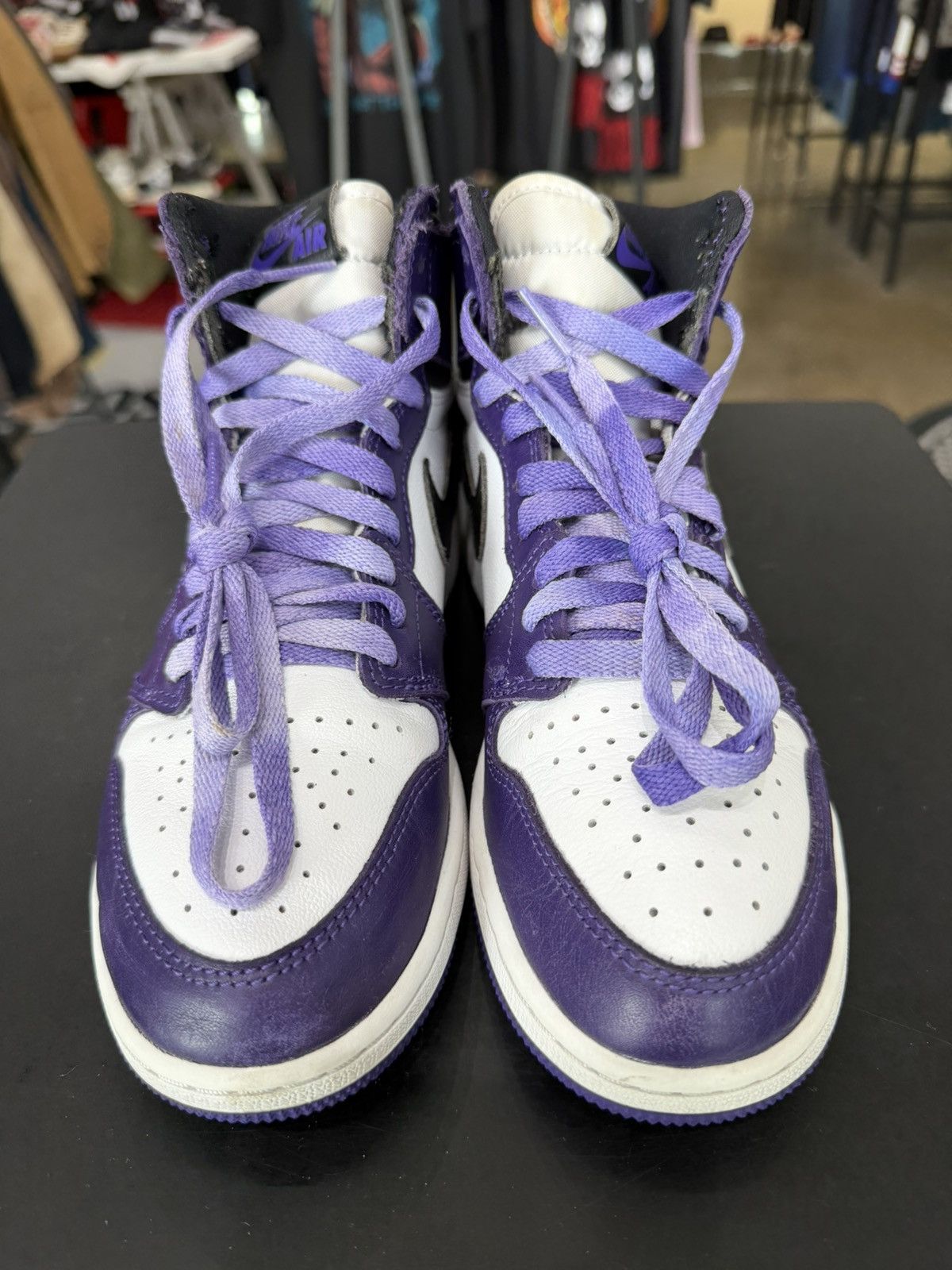 Jordan Brand Air Jordan 1 Court Purple Size 5.5Y (2020) Size US 5.5 / EU 38 - 2 Thumbnail