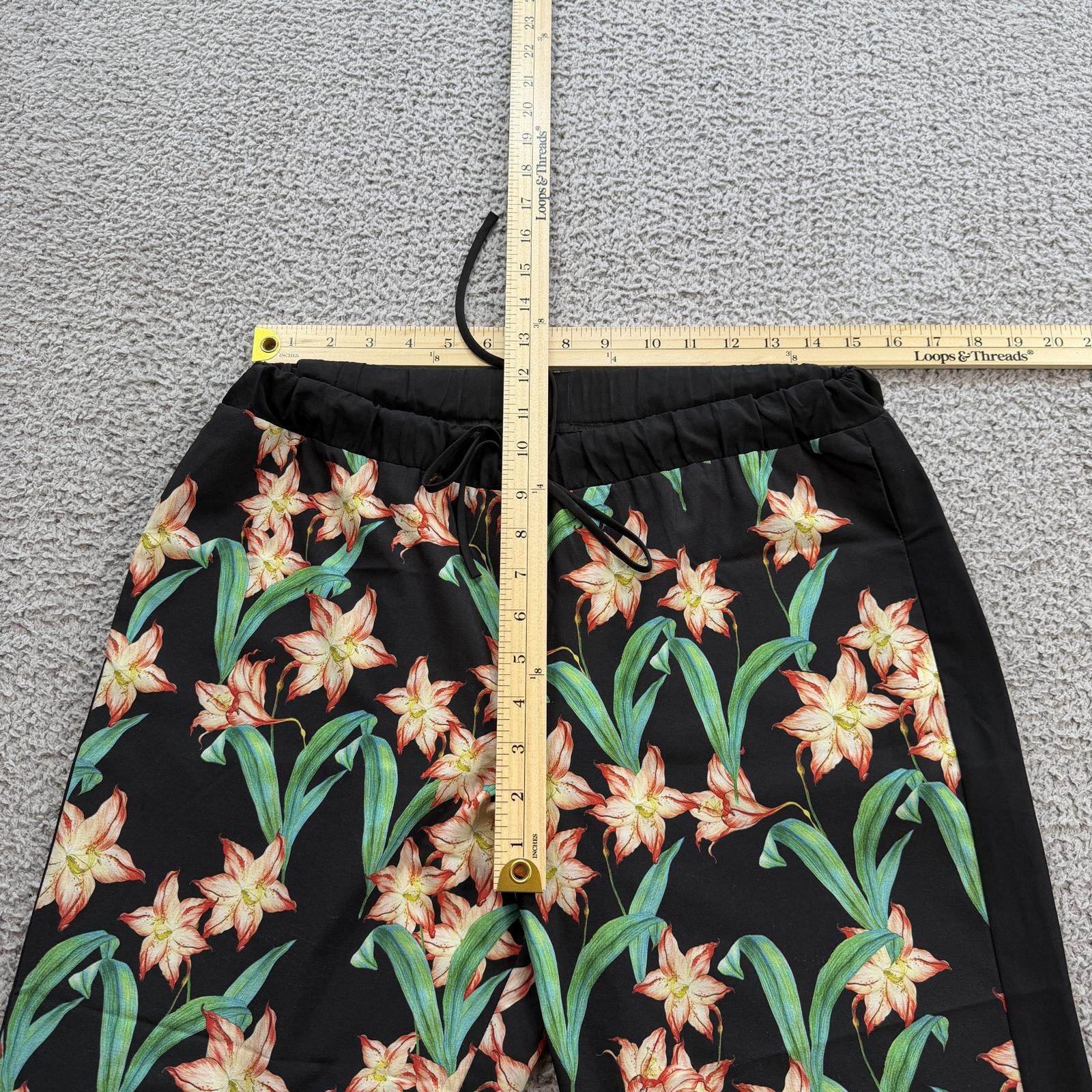 Clover Canyon Clover Canyon Floral Print Statement Pants Women M USA Made Size 32" / US 10 / IT 46 - 3 Thumbnail