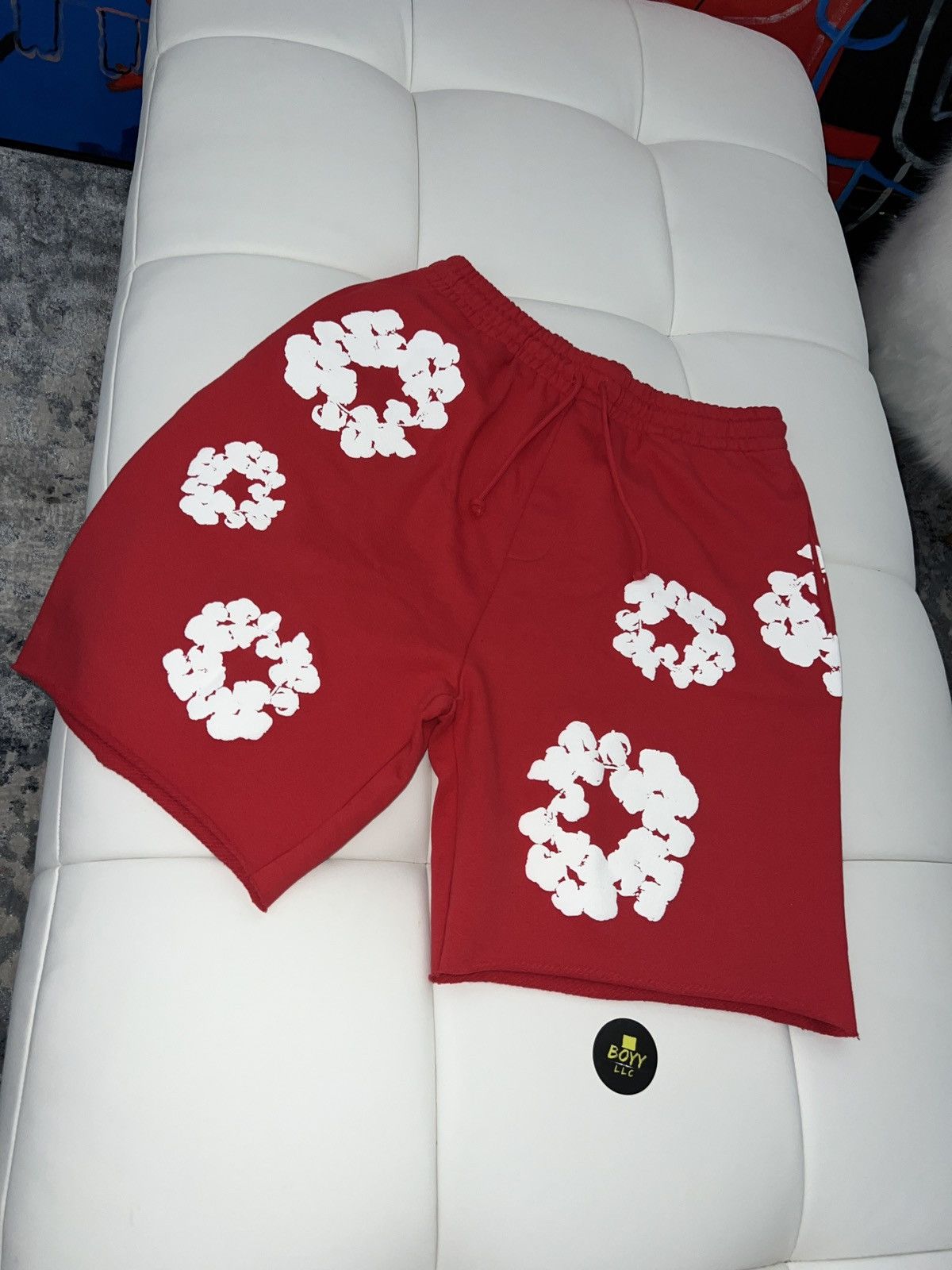 image of Denim Tears Wreath Shorts XL in Red, Men's (Size 38)