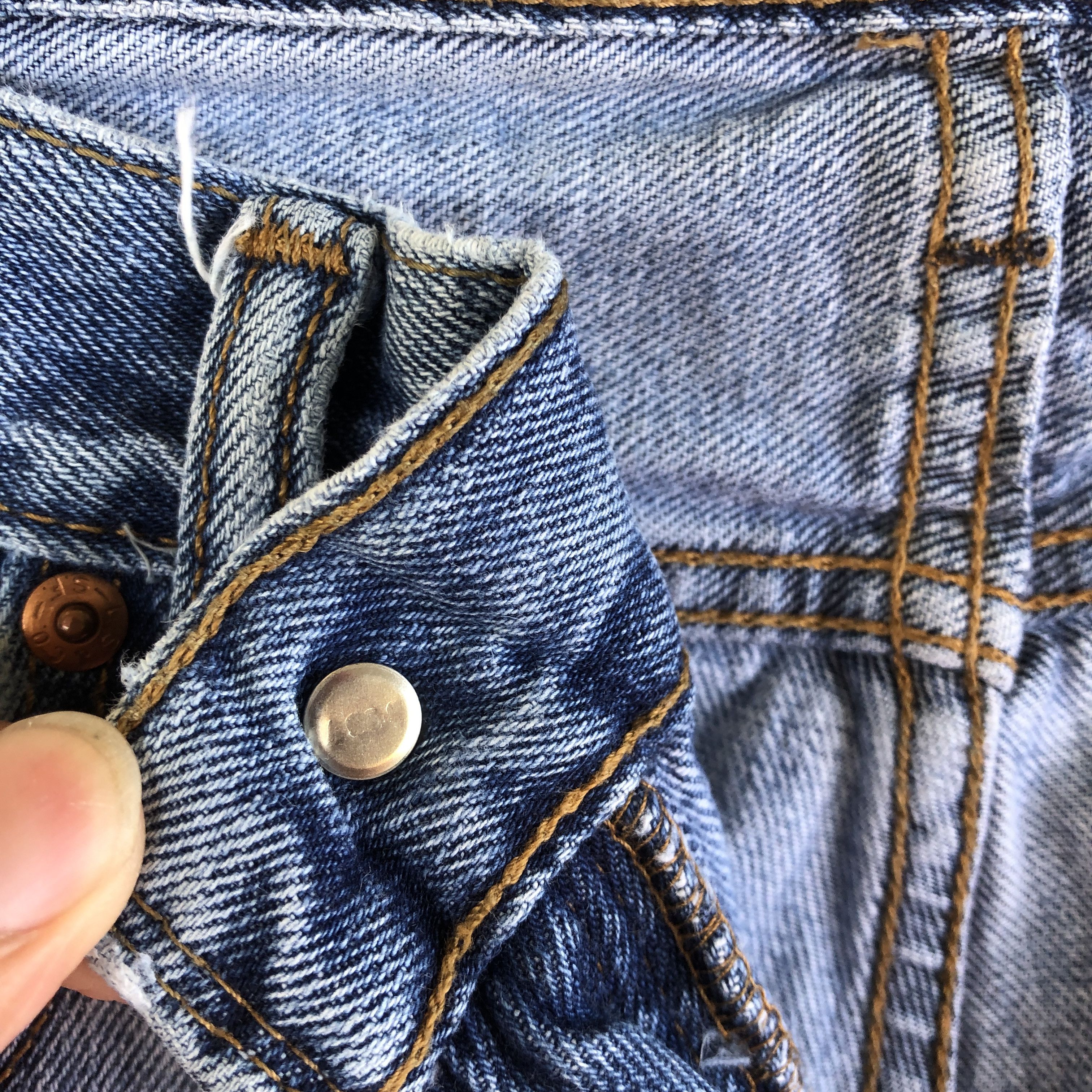 Levi's Vintage Y2K Levis 516 Faded Jeans Levi's Light Wash Denim Size US 32 / EU 48 - 6 Thumbnail