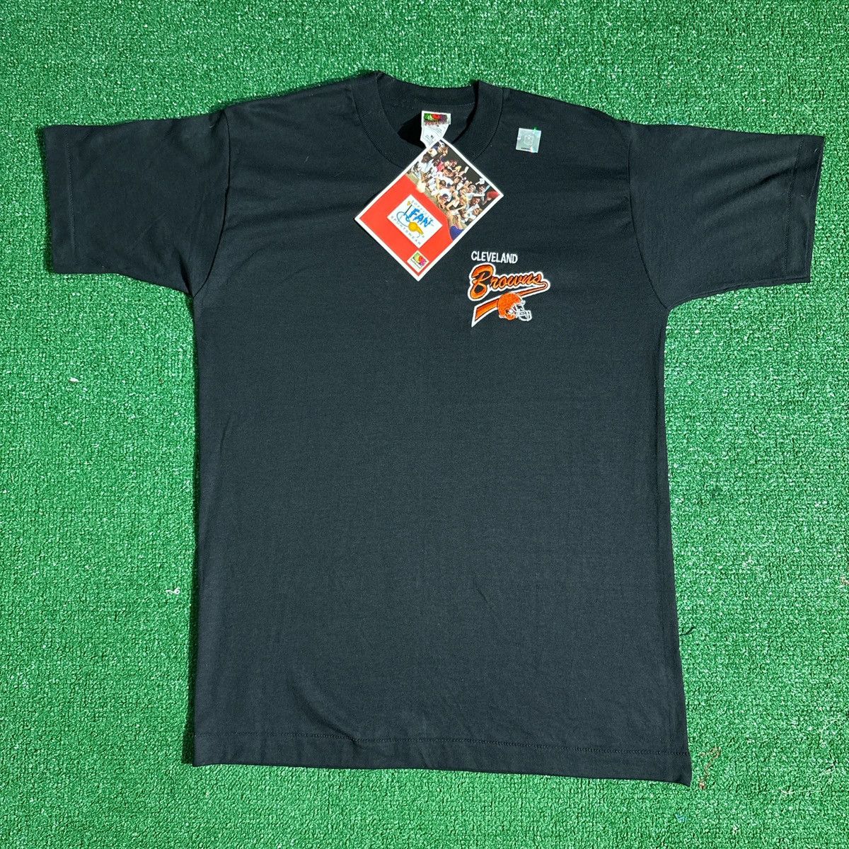 Vintage Vintage Cleveland Browns Embroidered Black Tee Size M Size US M / EU 48-50 / 2 - 1 Thumbnail