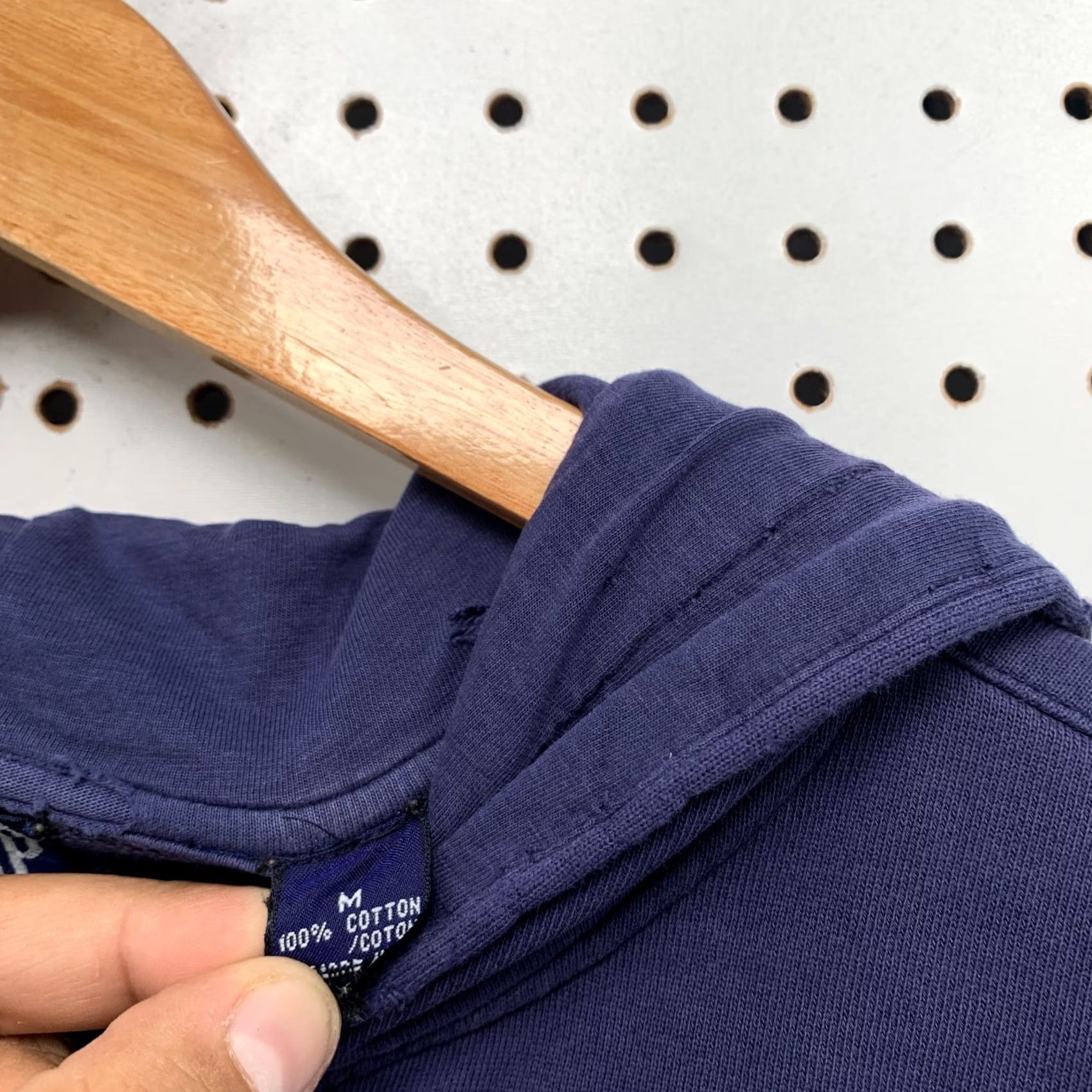 Gap VINTAGE Gap Snap Hoodie Sweatshirt Womens M Blue Distressed Hooded 22.5x27 cardigan-style Mens Womens Girls Boys Size M / US 6-8 / IT 42-44 - 3 Thumbnail