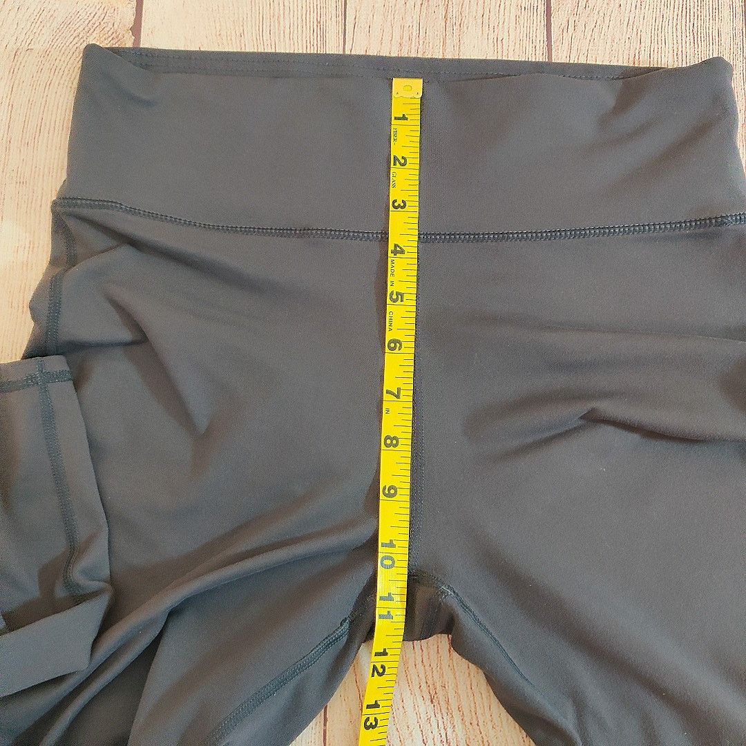 Fabletics Fabletics mesh sides high rise legging sz L Size 34" / US 12 / IT 48 - 5 Thumbnail
