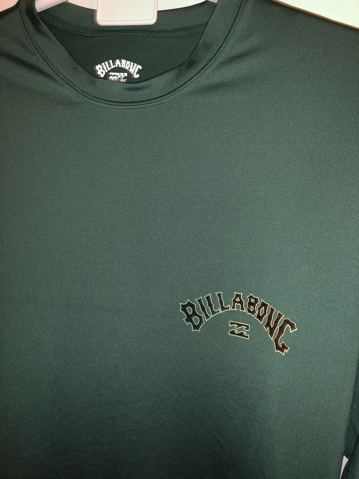 Billabong UV Surf long sleeve tee shirt Size US S / EU 44-46 / 1 - 7 Thumbnail