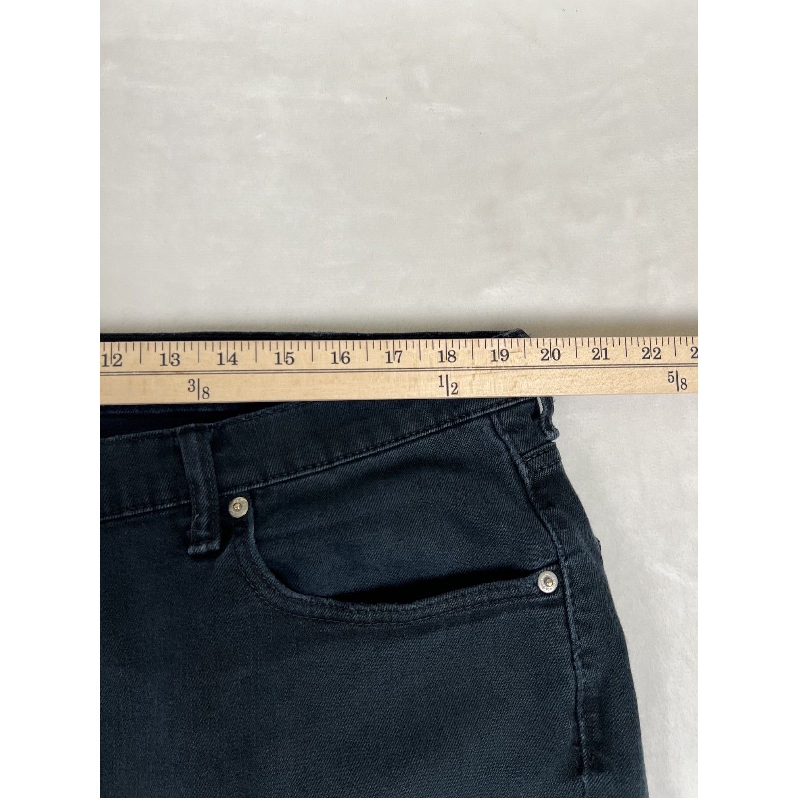 Levi's Levi’s 550 Black Denim Jeans Size 40x30 Faded Stained Grunge Size US 40 / EU 56 - 7 Thumbnail