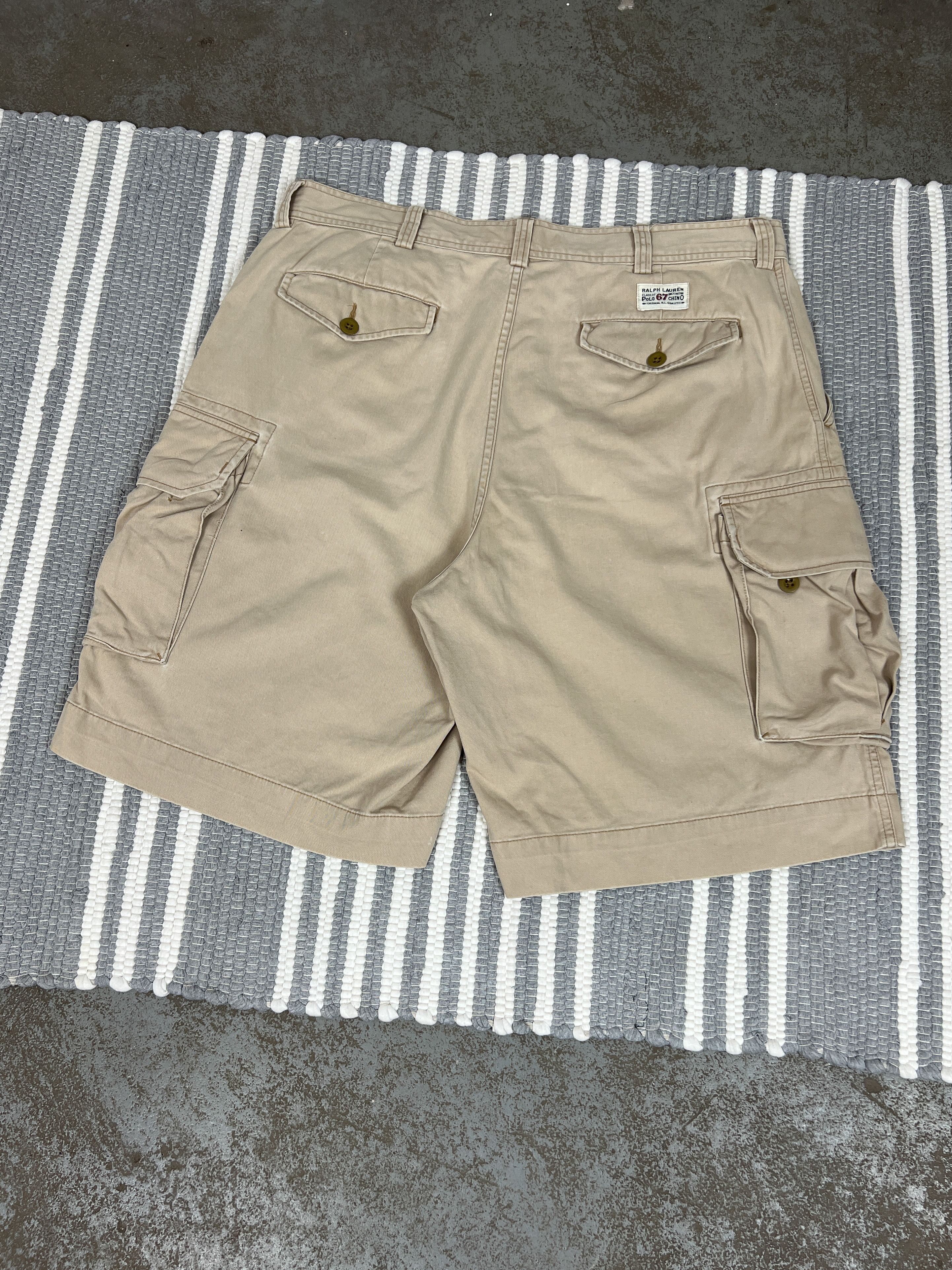 Polo Ralph Lauren Vintage Polo Ralph Lauren Cargo Shorts Size US 36 / EU 52 - 2 Thumbnail