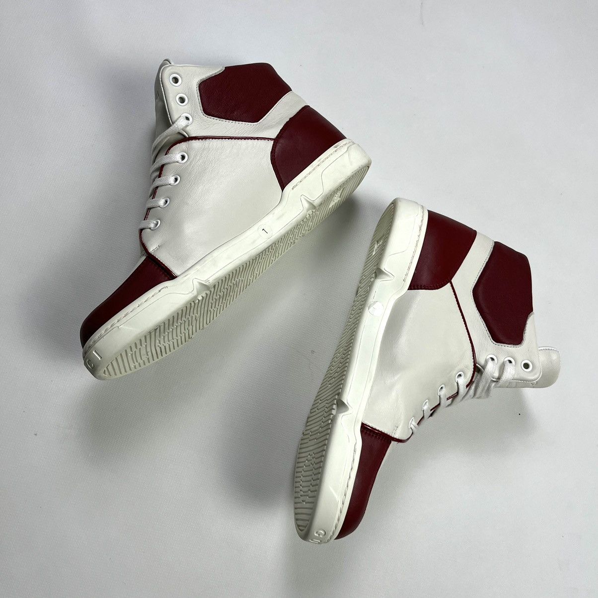 Gucci Gucci Luxury Hi-Top Sneakers Leather Red White Size US 7 / EU 40 - 3 Thumbnail
