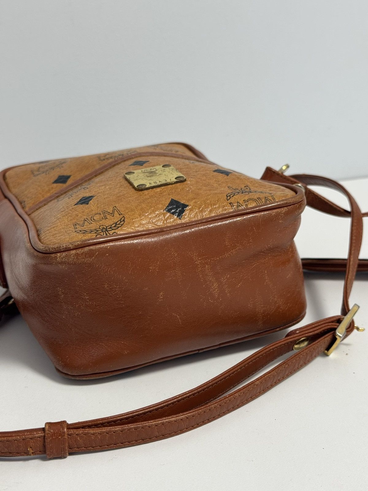 MCM MCM Visetos Shoulder Bag Crossbody Bag Brown Logo Leather Size ONE SIZE - 16 Thumbnail