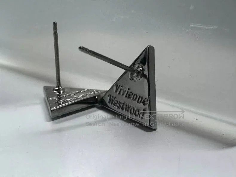 Vivienne Westwood Vivienne Westwood Pyramid Saturn Earrings . Size ONE SIZE - 4 Thumbnail