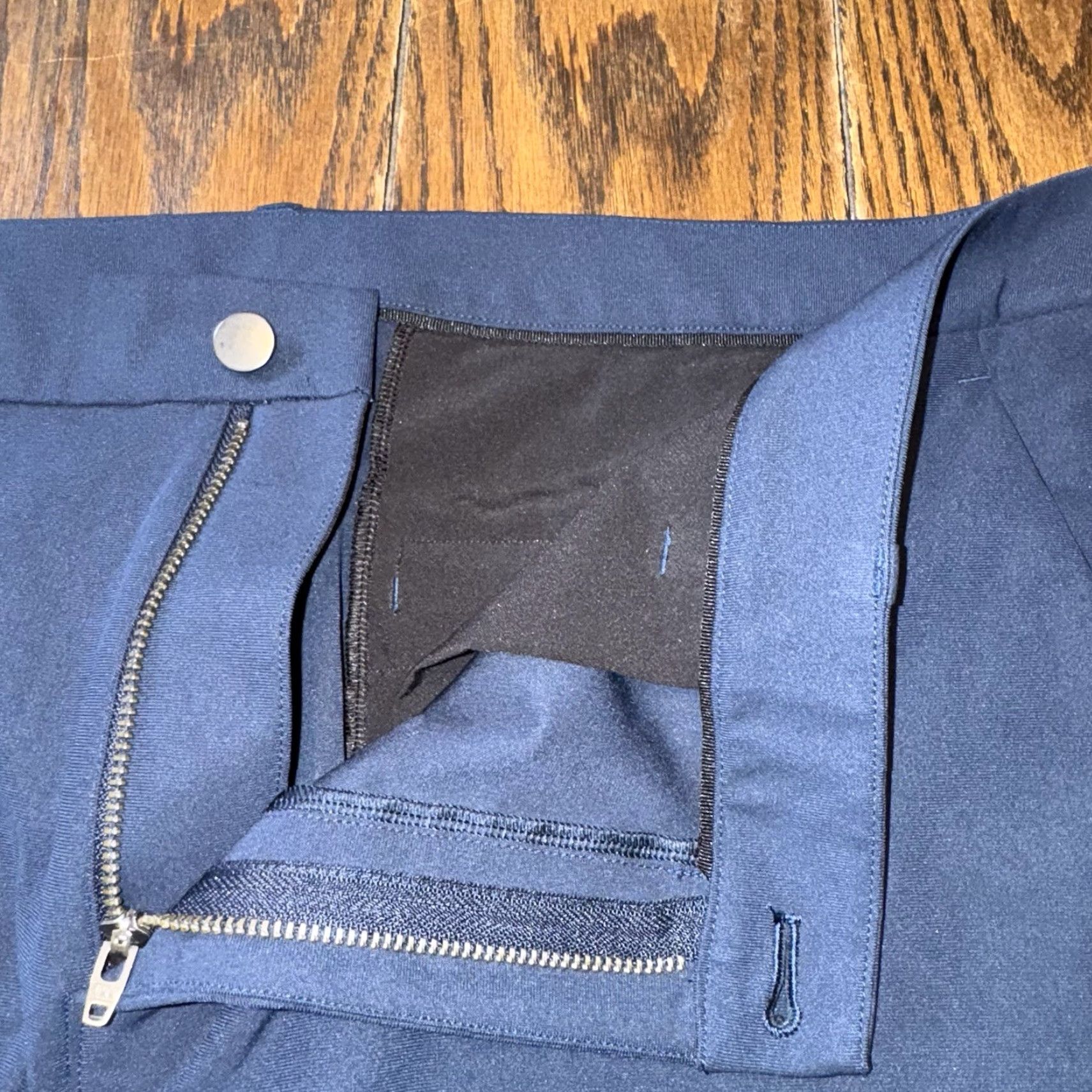Lululemon Lululemon Men’s Navy Blue Pants Size 41x31 Stretch Zip Pocket Pants Regular 41in Waist Blue City Classic Golf Hiking Walking Men Size US 40 / EU 56 - 4 Thumbnail