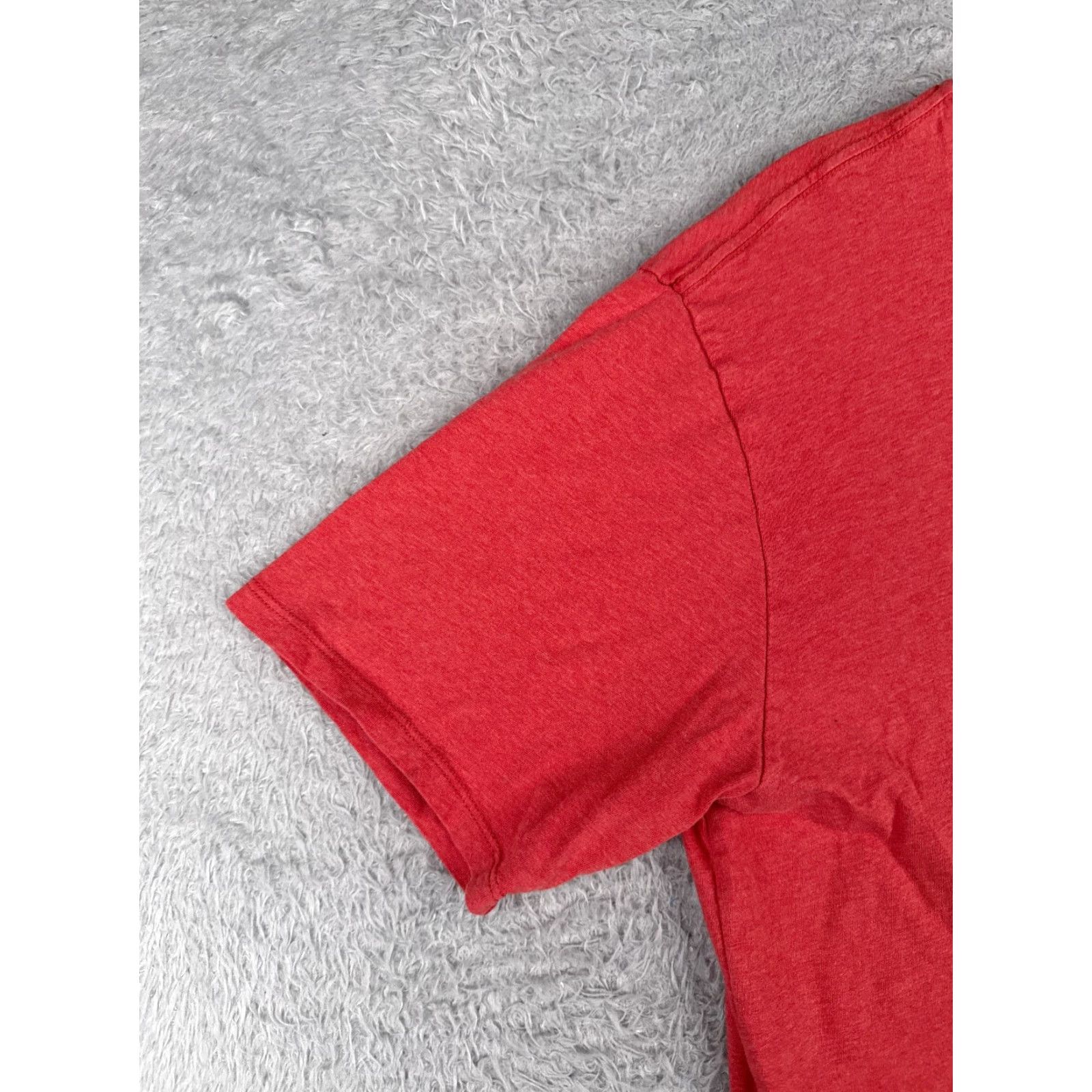 Patagonia Patagonia Shirt Men M Red Short Sleeve Crew Neck 100% Cotton Logo Outdoor All Seasons Mens Size US M / EU 48-50 / 2 - 3 Thumbnail