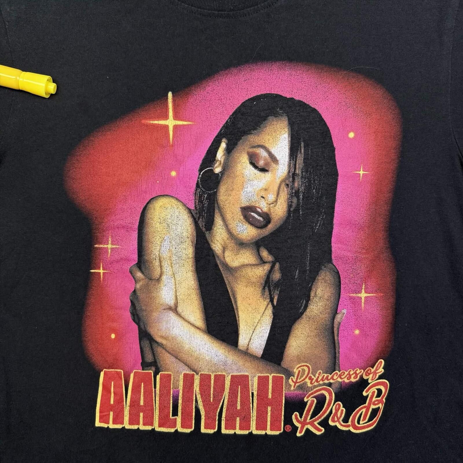 Other Aaliyah ''Princess of R&B'' Vintage Graphic T-Shirt Size S / US 4 / IT 40 - 3 Thumbnail