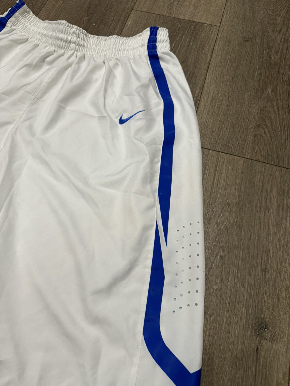 Nike × Vintage Duke Nike basketball shorts Size US 35 - 3 Thumbnail
