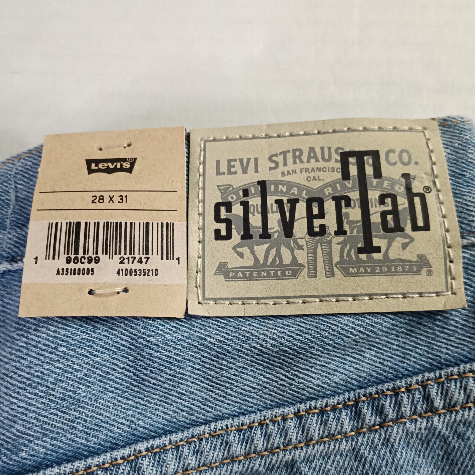 Levi's Levi's Silvertab 94 Baggy Distressed Jeans Womens Size 28x31 Size 28" / US 6 / IT 42 - 9 Thumbnail