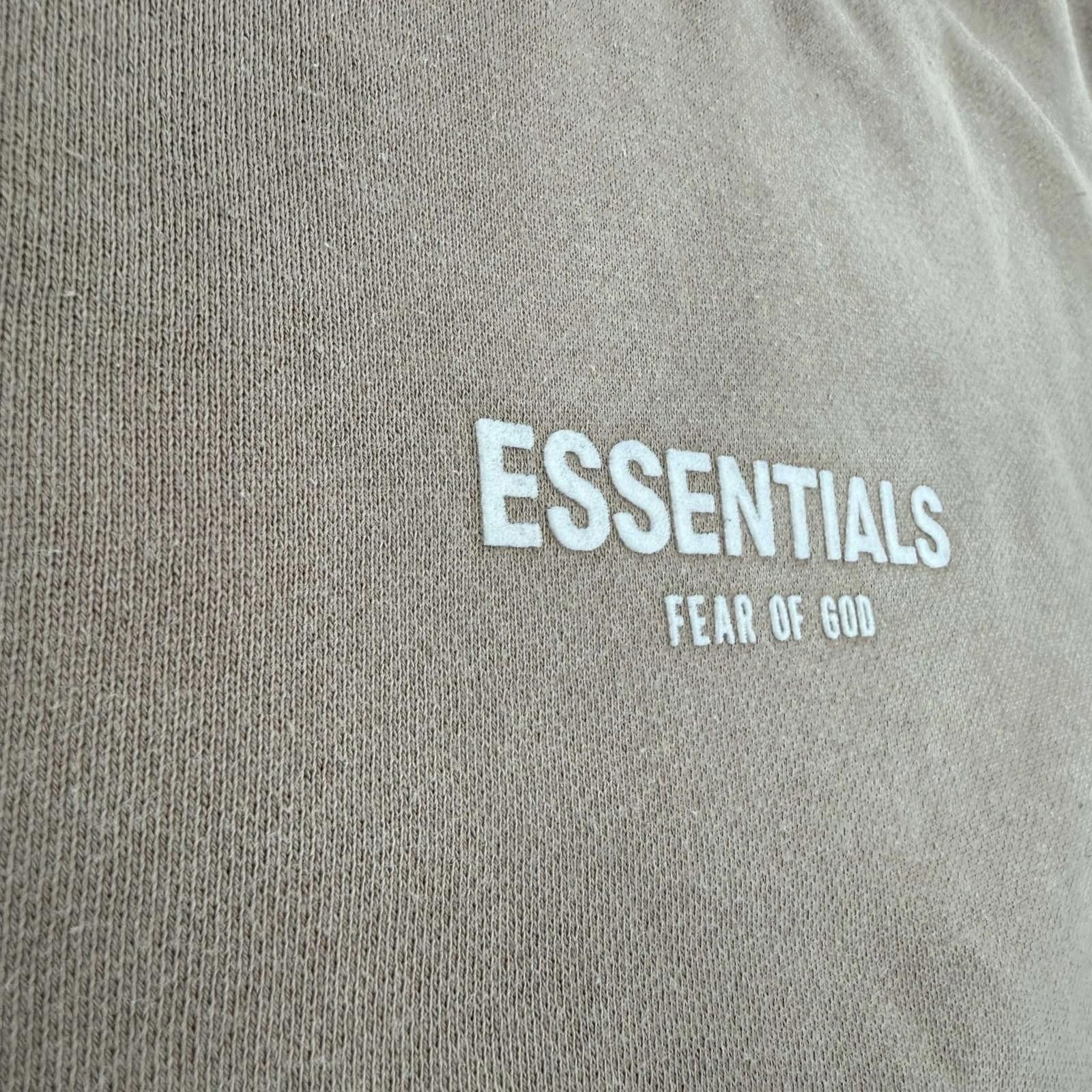 Essentials Essentials Crewneck Sweatshirt Oak S Used Size US S / EU 44-46 / 1 - 4 Thumbnail