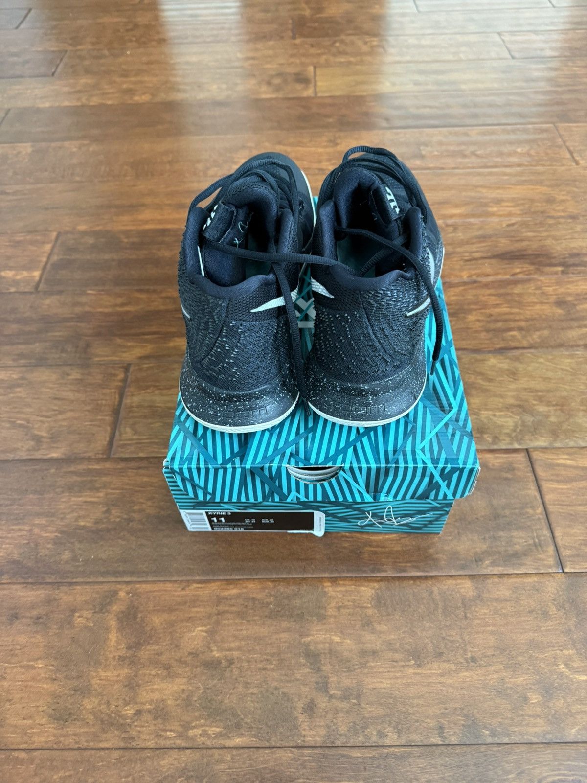 Nike Nike Kyrie 3 “Black Ice” Size US 11 / EU 44 - 2 Thumbnail