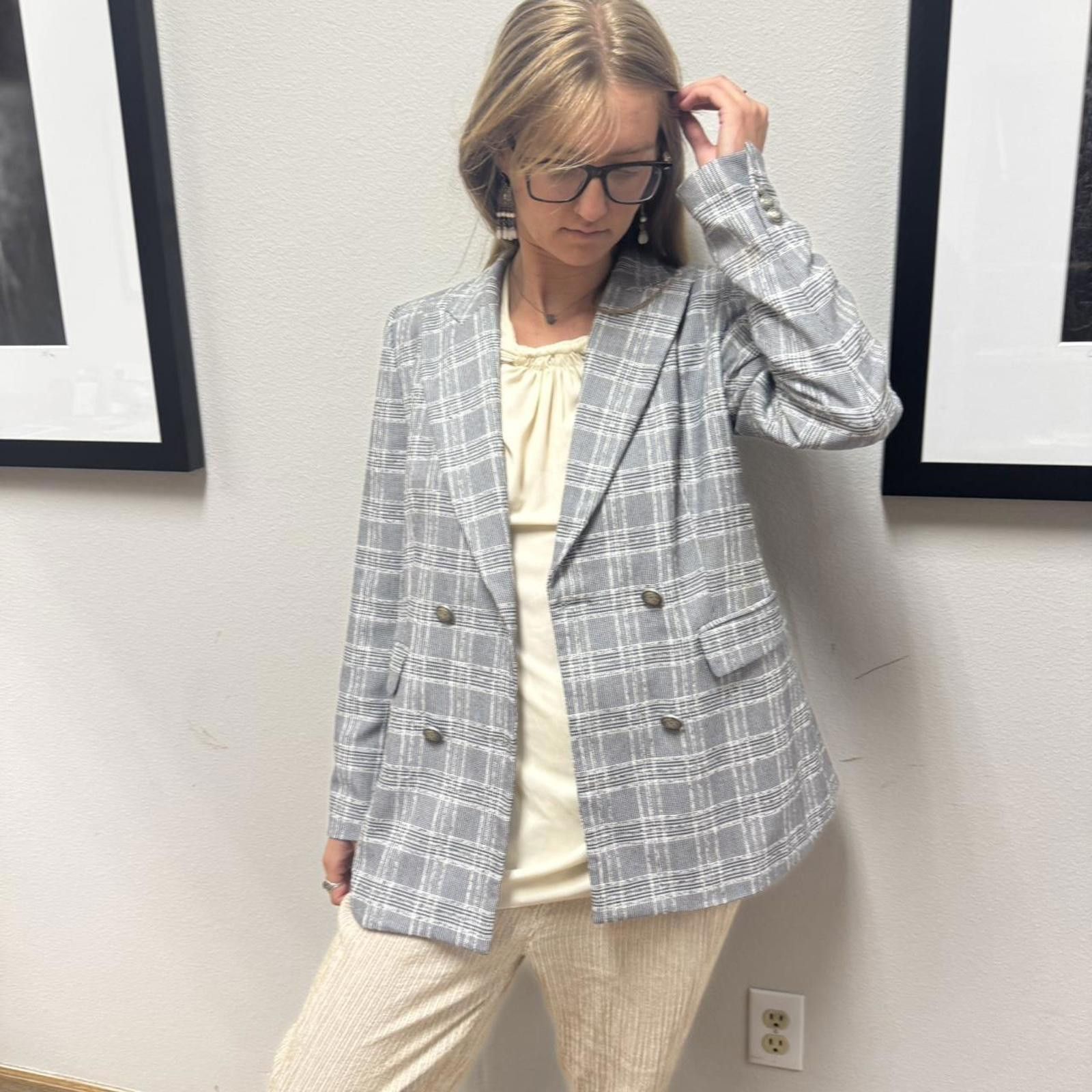 Zara Zara Basic Houndstooth Double-Breasted Blazer – Size M Size M / US 6-8 / IT 42-44 - 4 Thumbnail