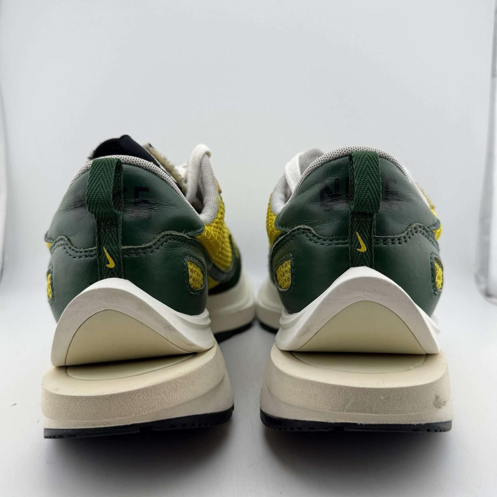 Nike Nike VaporWaffle Sacai US 10 Used with Box CV1363-700 Size US 10 / EU 43 - 5 Thumbnail