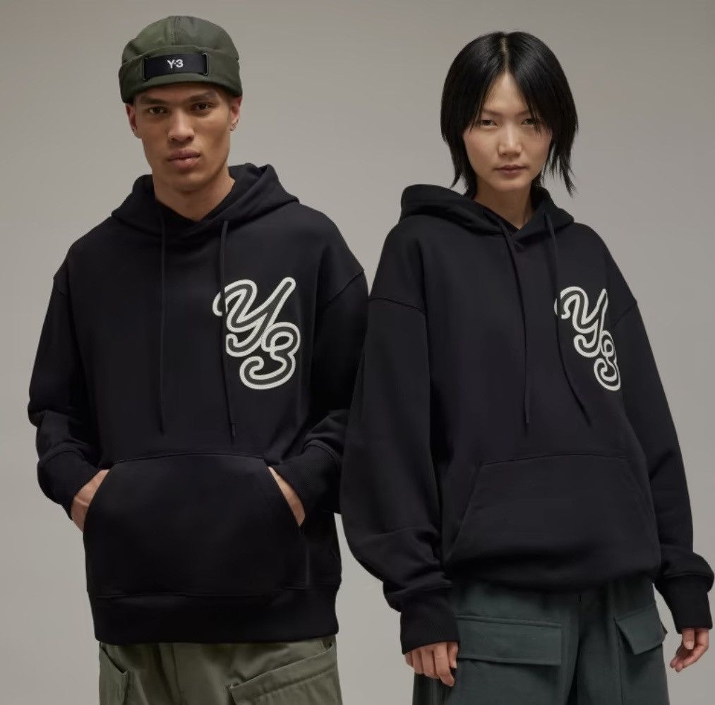 Y-3 Y-3 GRAPHIC LOGO HOODIE 100% organic cotton Size M Size US M / EU 48-50 / 2 - 7 Thumbnail