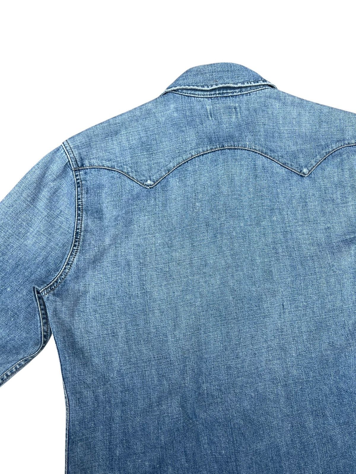 Levi's VTG 2002 Levi’s Red Tab Distressed Fade Denim Western Shirt Size US M / EU 48-50 / 2 - 20 Thumbnail
