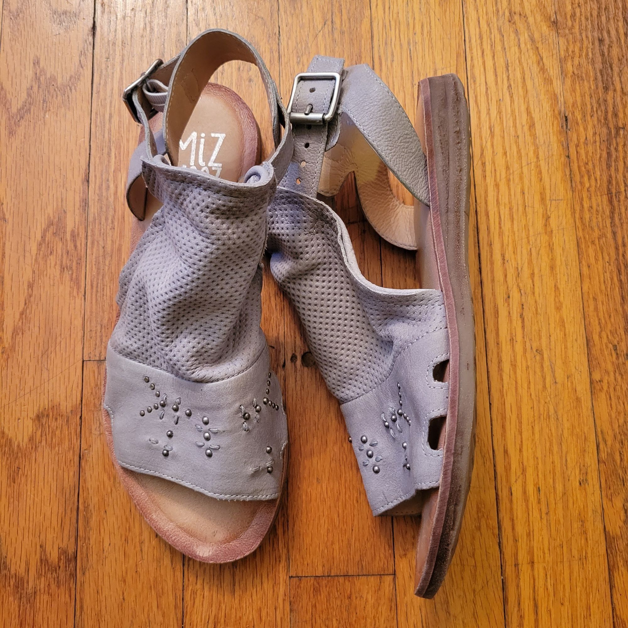 Vintage Miz Mooz 41 Gray Leather Sandals Studded Detail Ankle Size US 11 / IT 41 - 1 Thumbnail