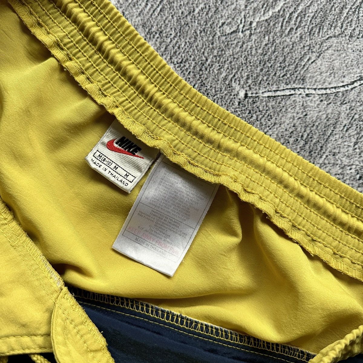 Nike × Vintage Vintage Women’s Nike Shorts Swoosh Big Logo Size: M Size 32" / US 10 / IT 46 - 6 Thumbnail